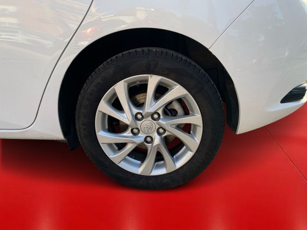 Toyota Auris 1.2 120T Active - Foto 11