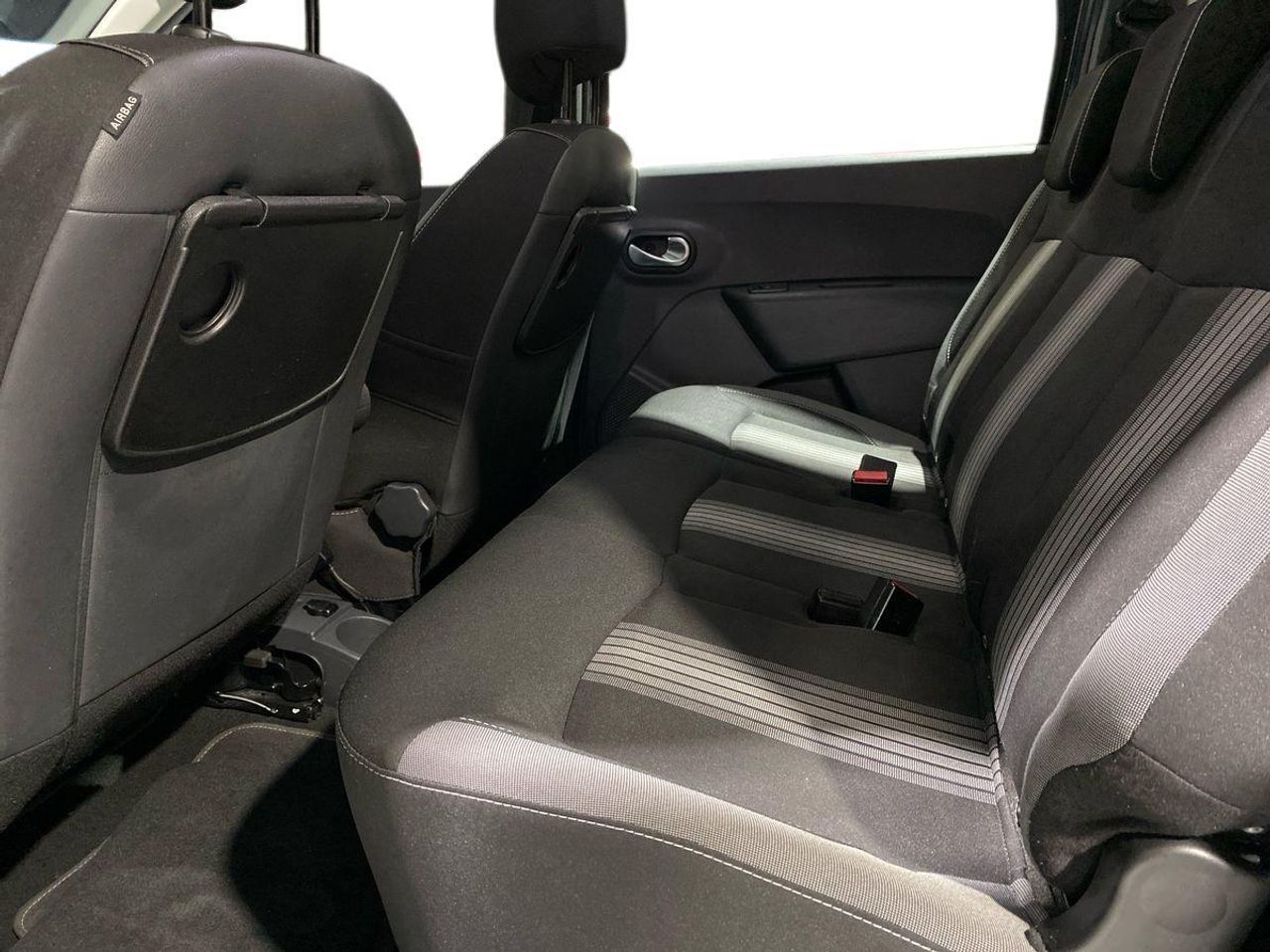 Dacia Lodgy SL Trotamundos dCi 79kW (107CV) 5Pl - Foto 18