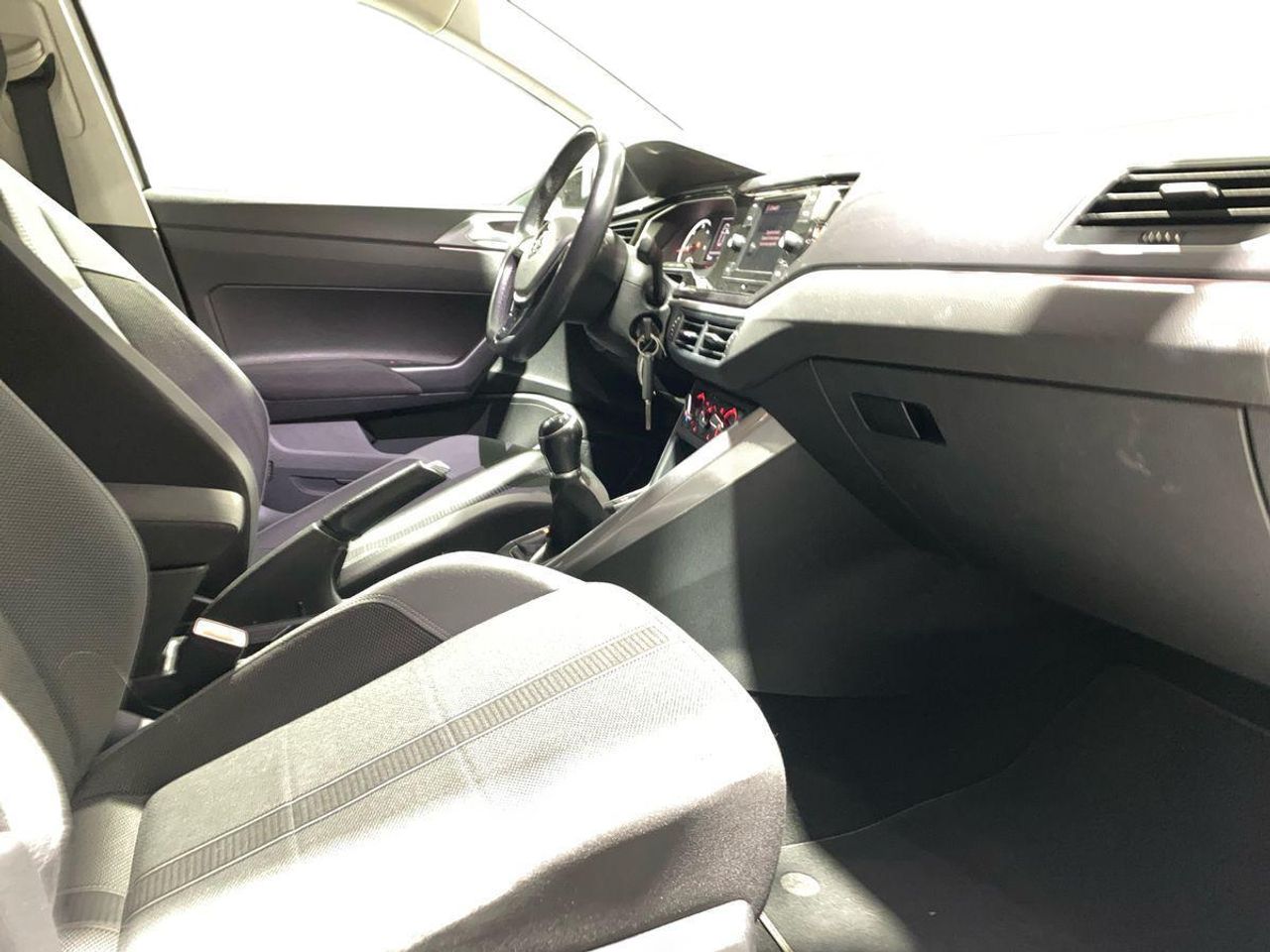 Volkswagen Polo Advance 1.6 TDI 70kW (95CV) - Foto 17