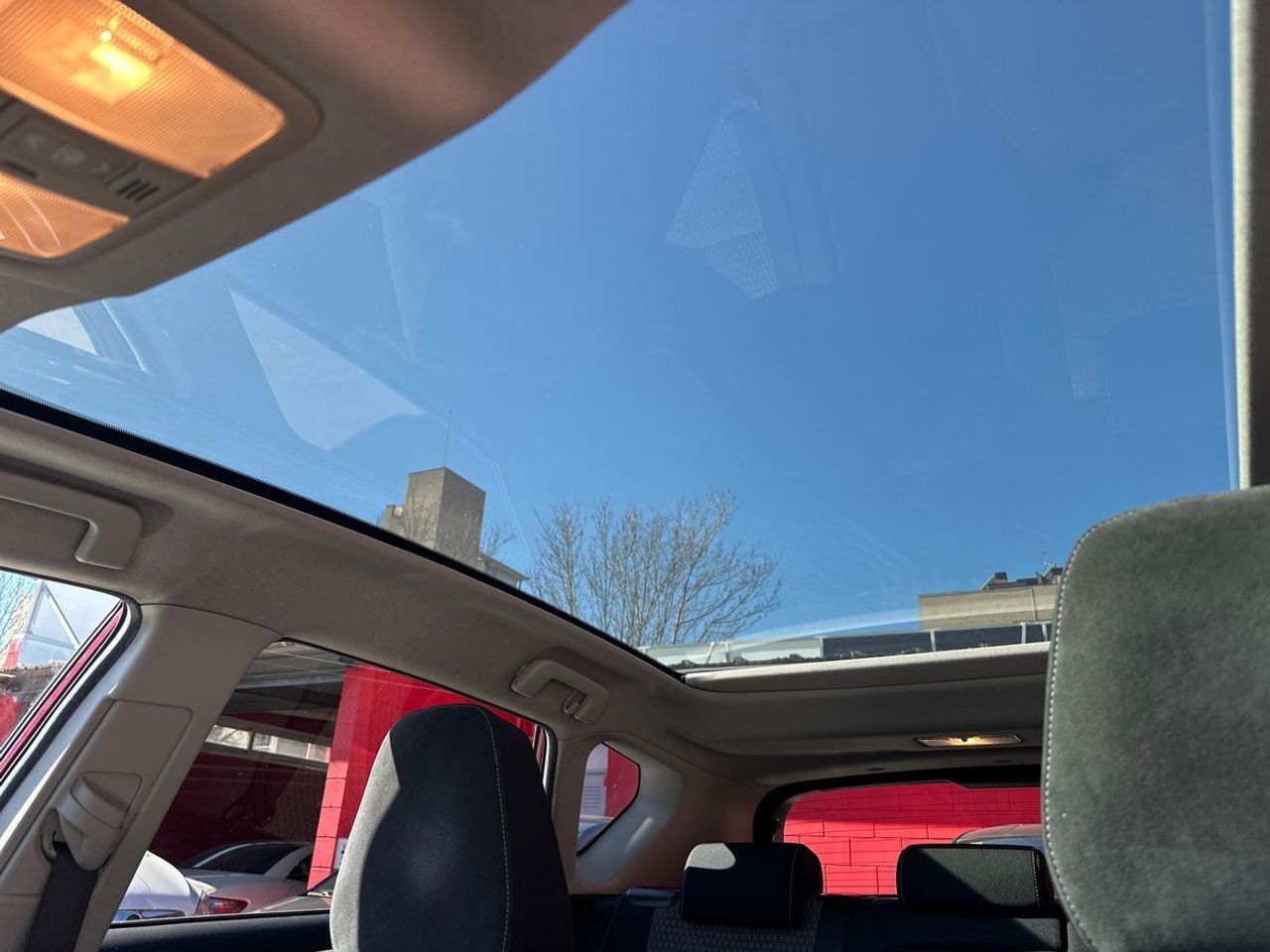 Toyota Auris 1.8 Hybrid Advance - Foto 21