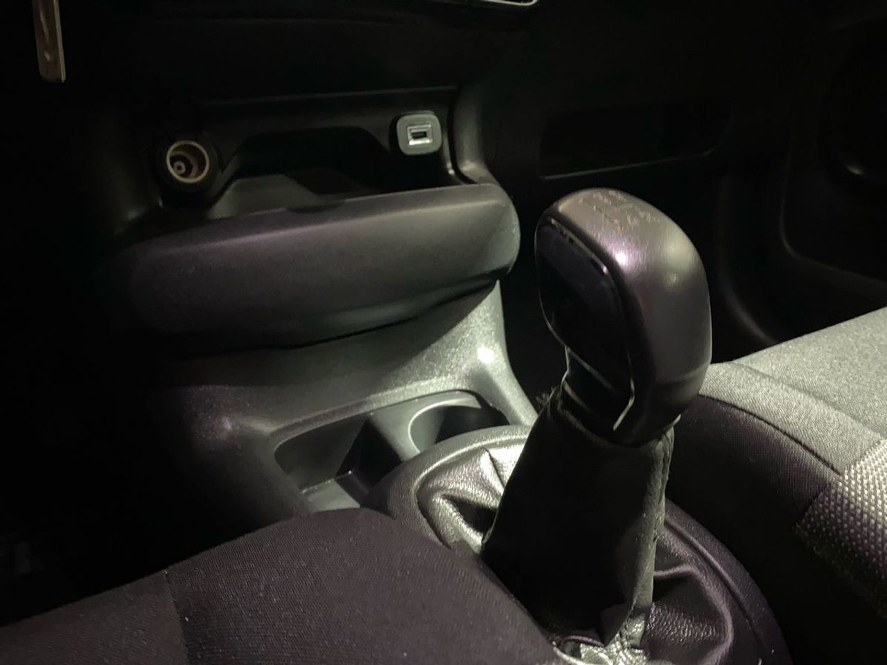 Citroën C4 Cactus BlueHDi 100 Shine - Foto 13