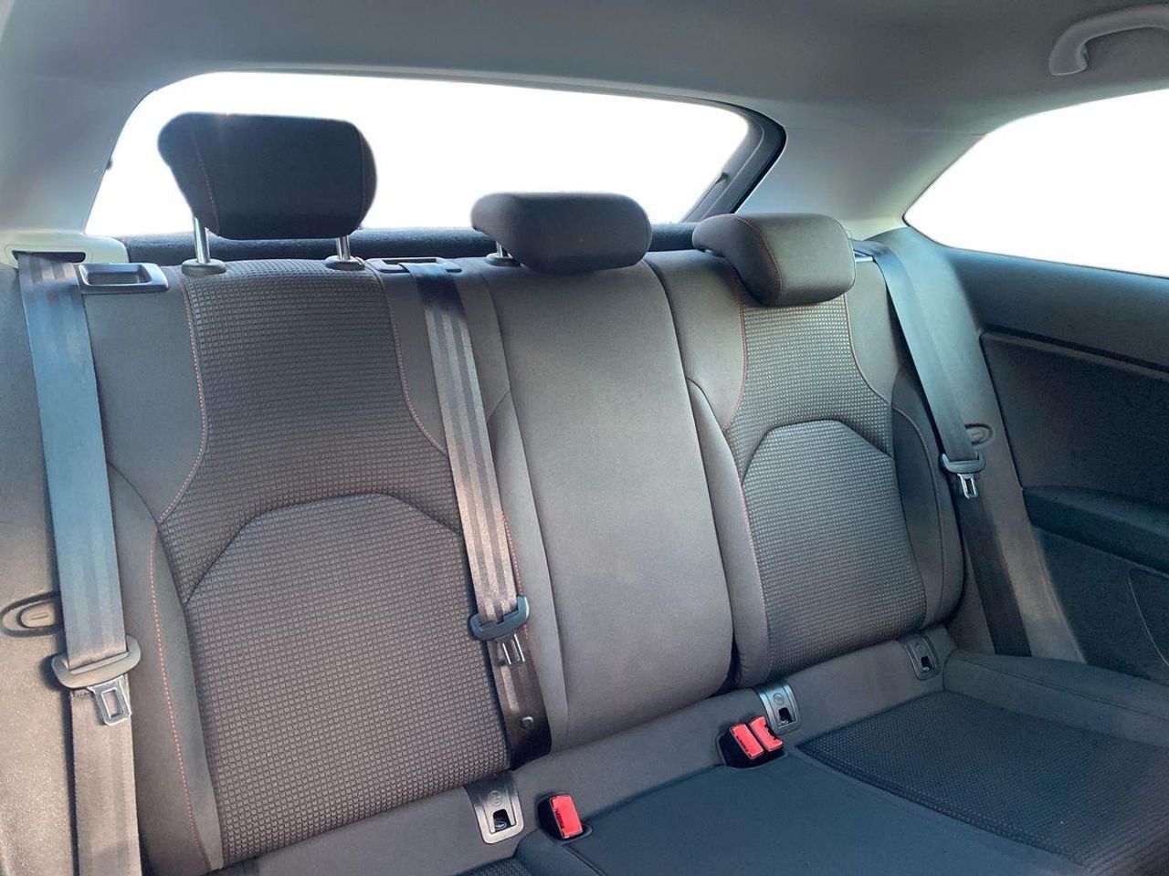 Seat Leon SC 2.0 TDI StSp FR - Foto 18