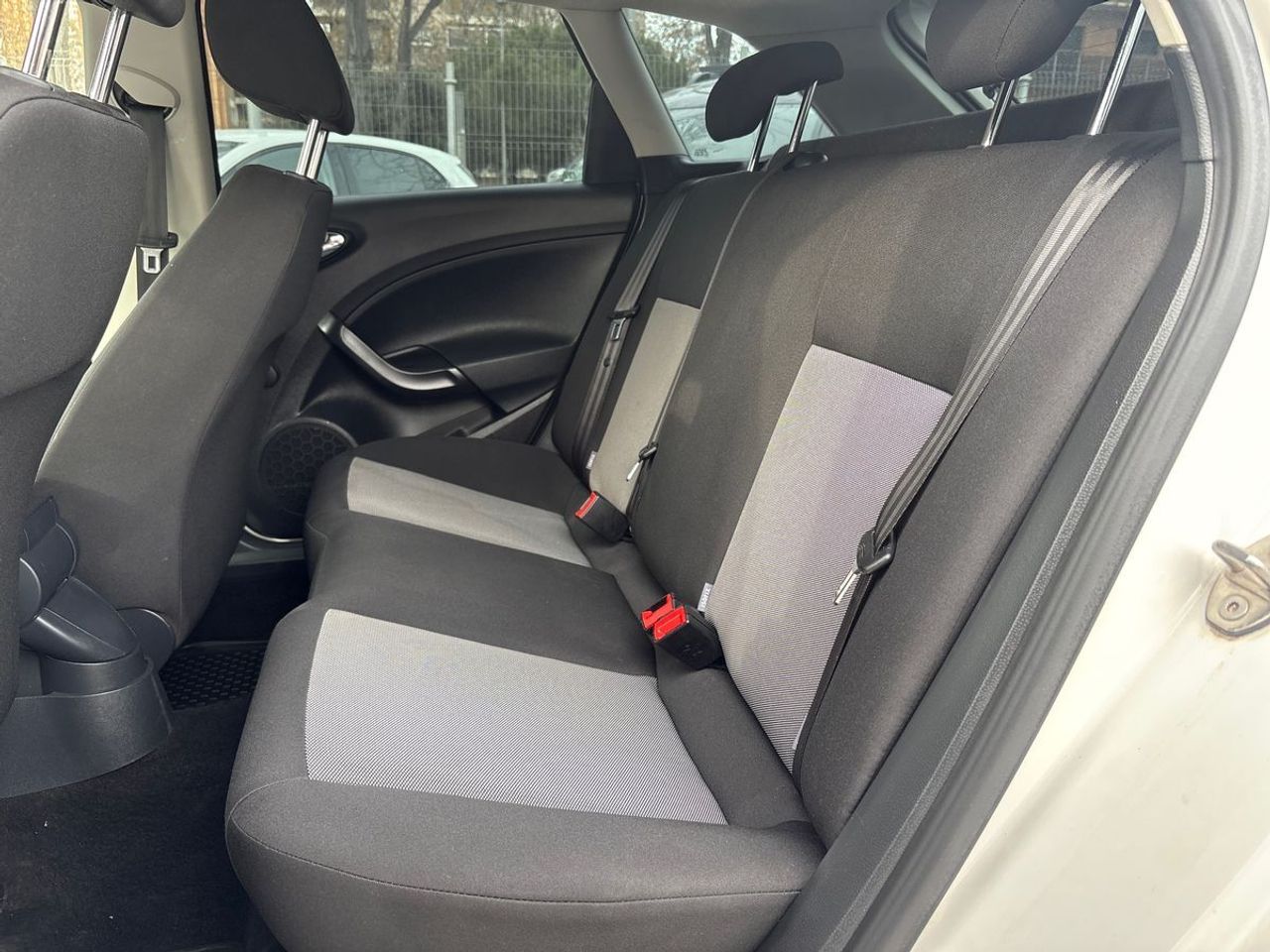 Seat Ibiza ST 1.2 TSI 90 CV Style - Foto 22