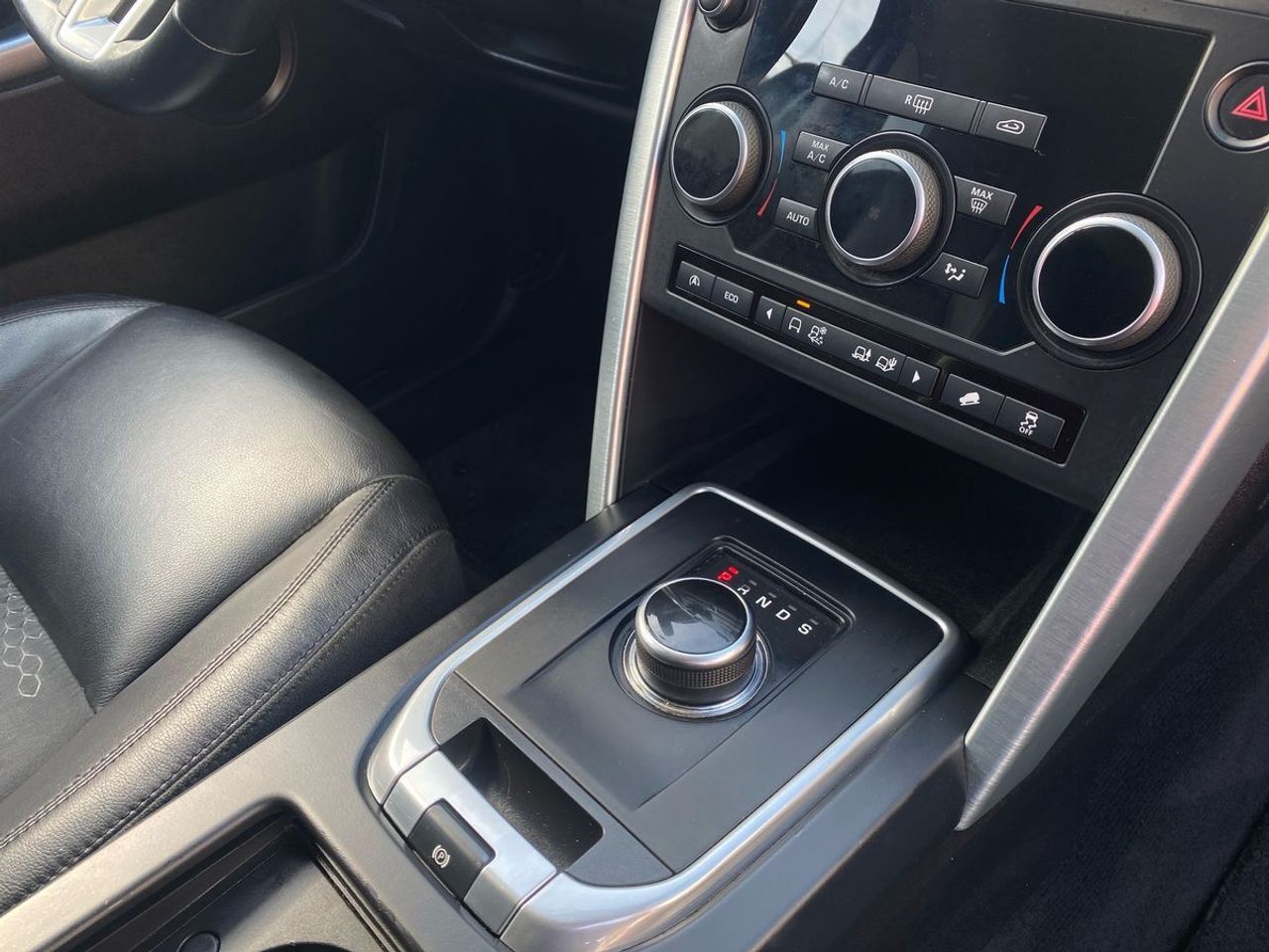 Land-Rover Discovery Sport 2.0L TD4 4x4 HSE - Foto 13