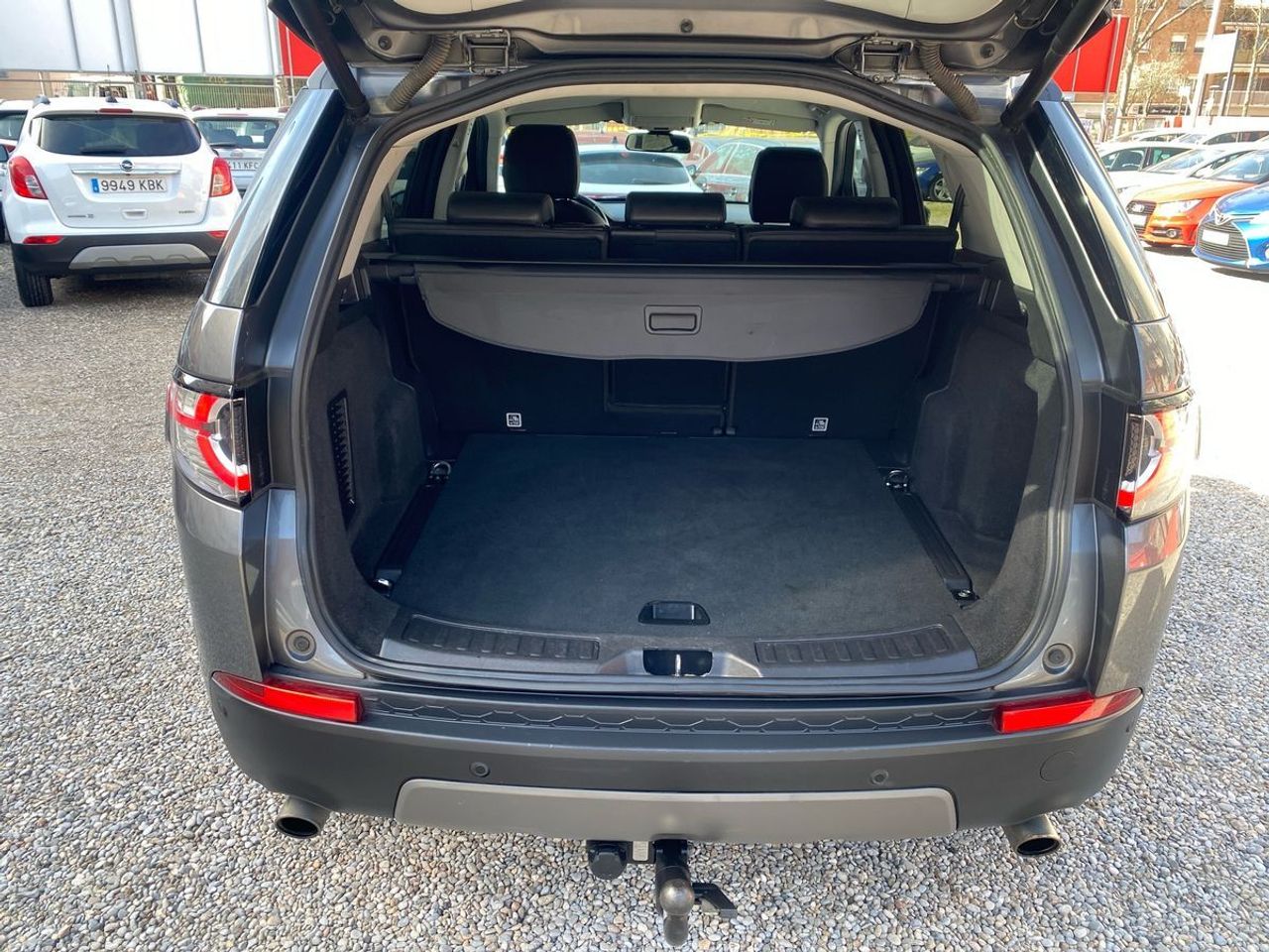 Land-Rover Discovery Sport 2.0L TD4 4x4 HSE - Foto 19