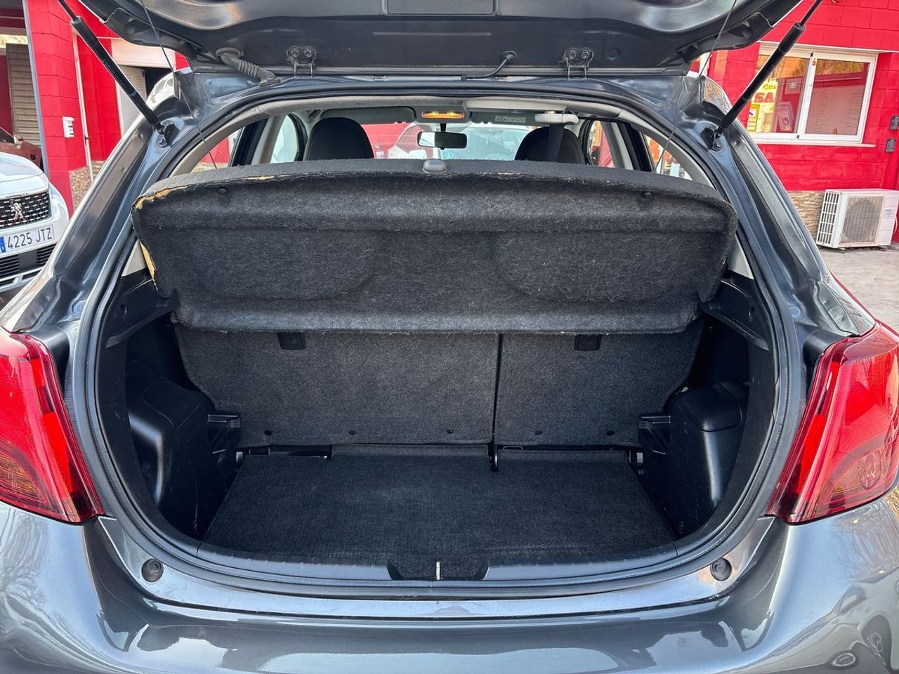 Toyota Yaris 1.0 VVT-i City - Foto 19