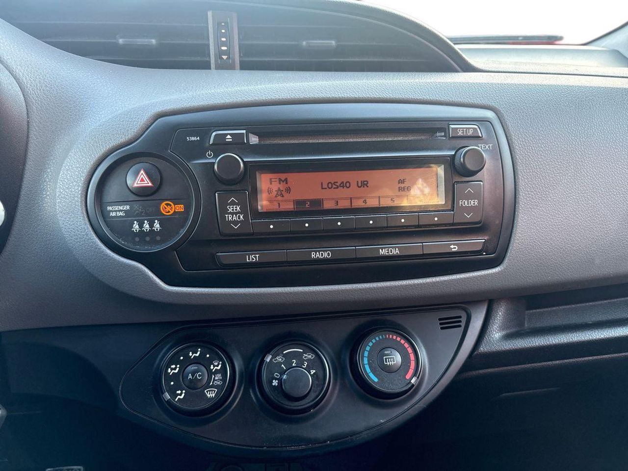 Toyota Yaris 1.0 VVT-i City - Foto 15