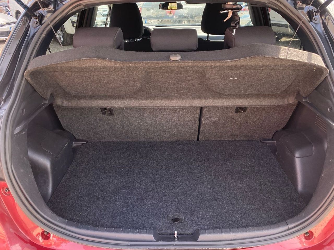 Toyota Yaris 1.5 Hybrid Advance - Foto 19
