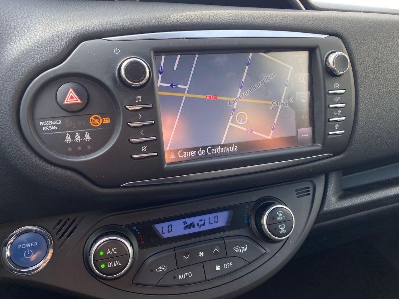 Toyota Yaris 1.5 Hybrid Advance - Foto 16