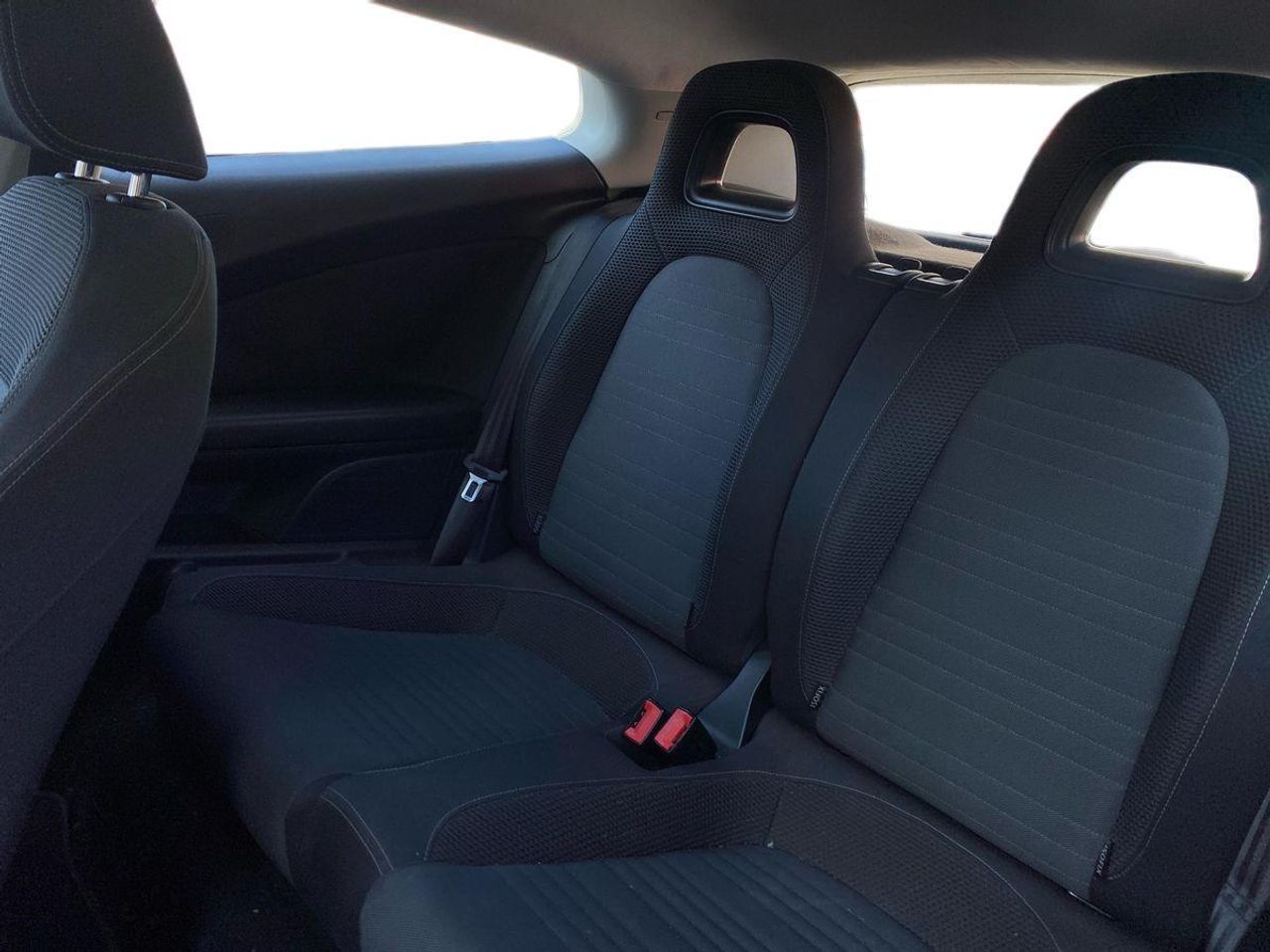 Volkswagen Scirocco RLine 1.4 TSI BMT - Foto 18