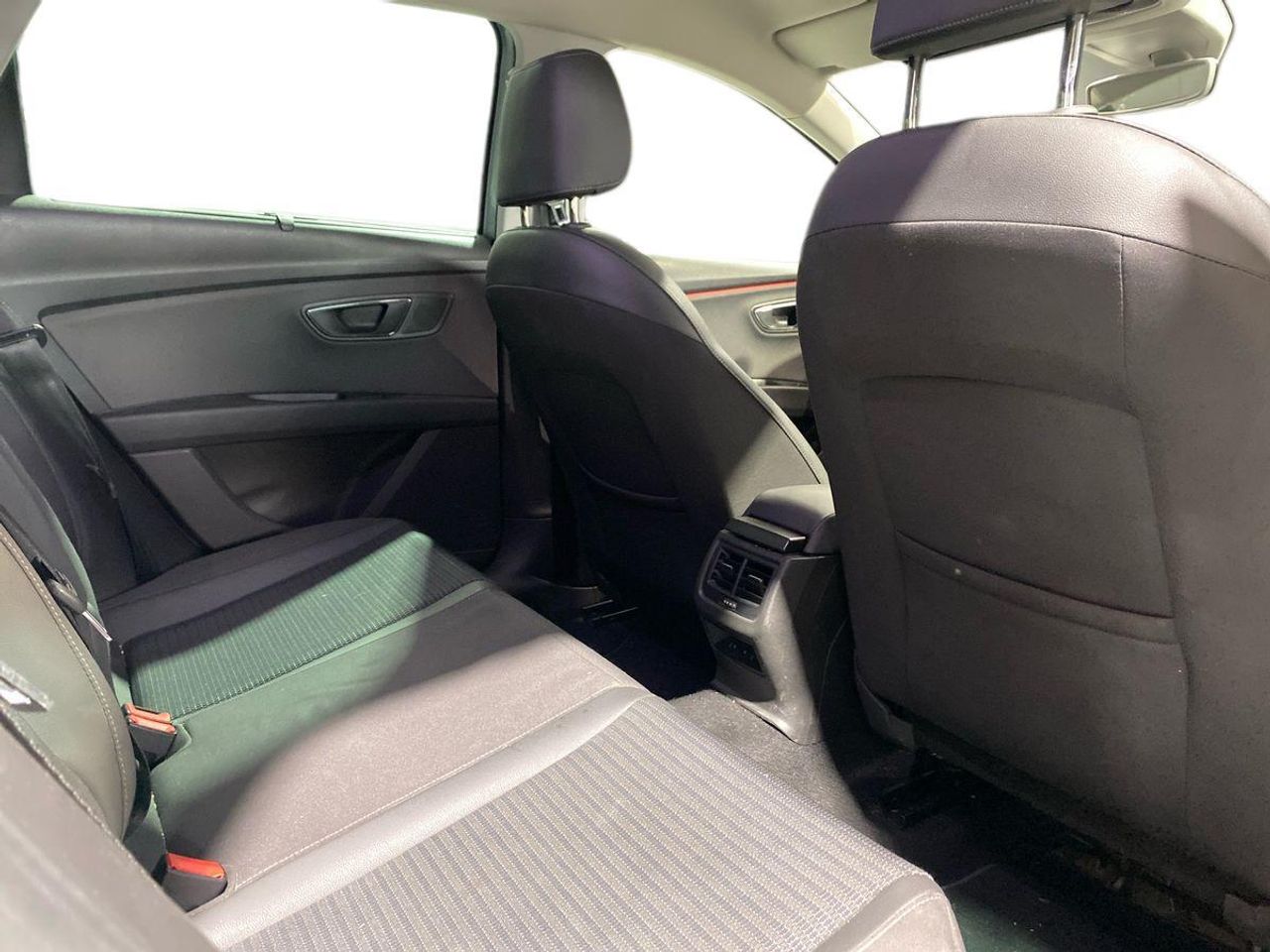 Seat Leon ST 1.5 TSI ACT Xcellence Edition - Foto 18