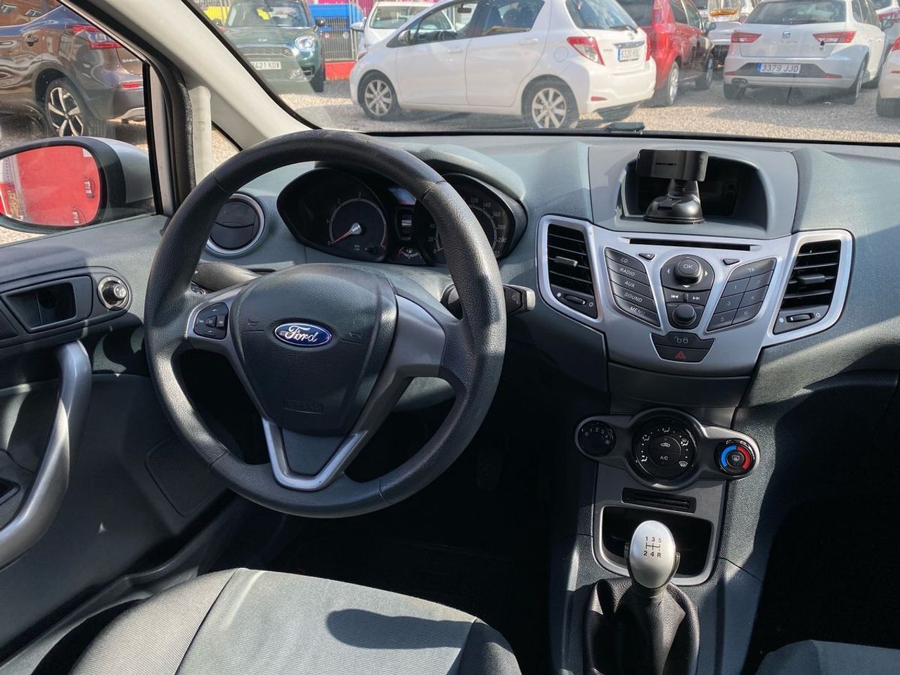 Ford Fiesta 1.4 TDCI Ambiente - Foto 13