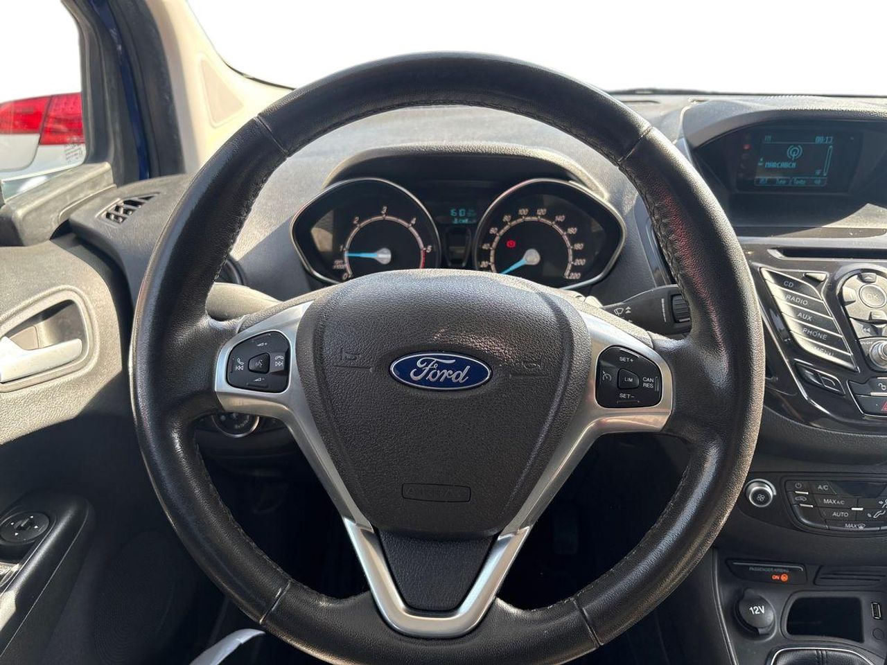 Ford Tourneo Courier 1.5 TDCi Trend - Foto 12