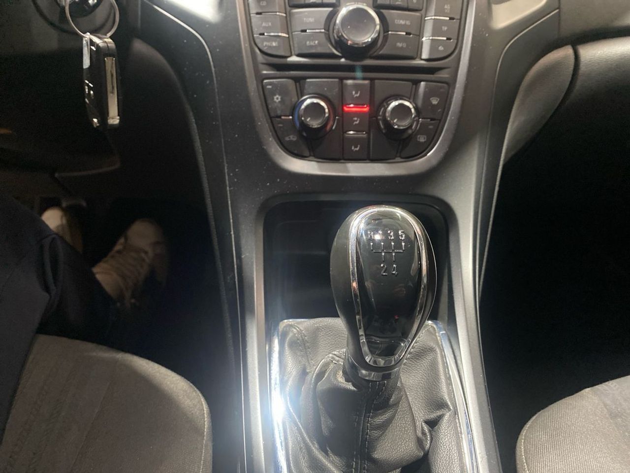 Opel Astra 1.4 Enjoy - Foto 13