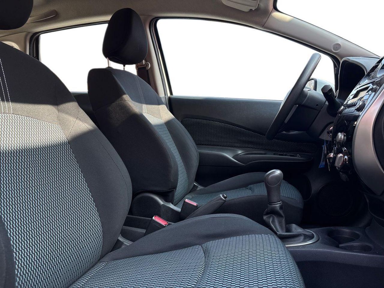 Nissan Note 1.2G Acenta - Foto 17