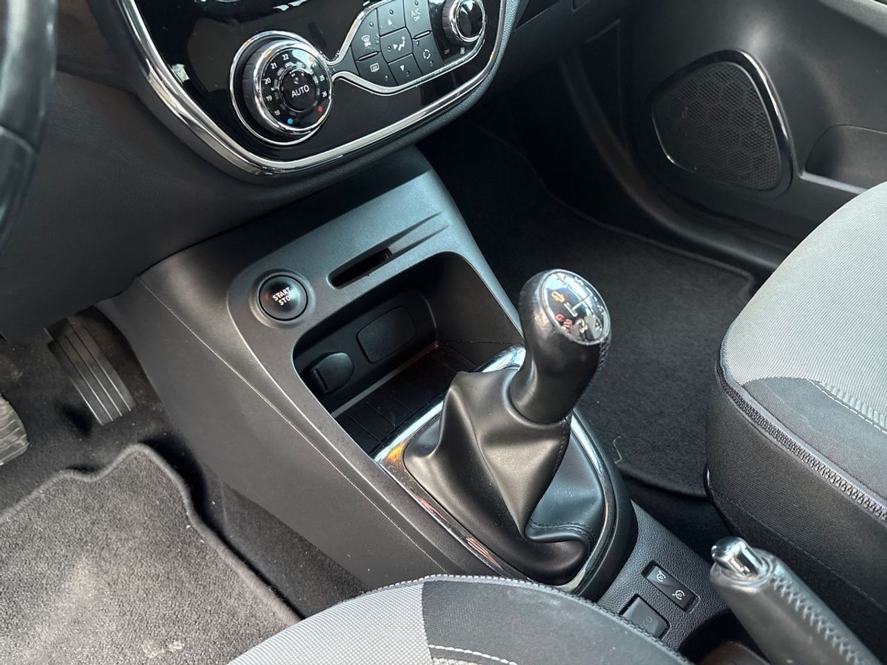 Renault Captur Zen Energy dCi 90 Ecoleader Euro 6 - Foto 13