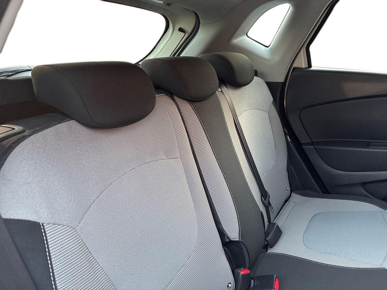 Renault Captur Zen Energy dCi 90 Ecoleader Euro 6 - Foto 18