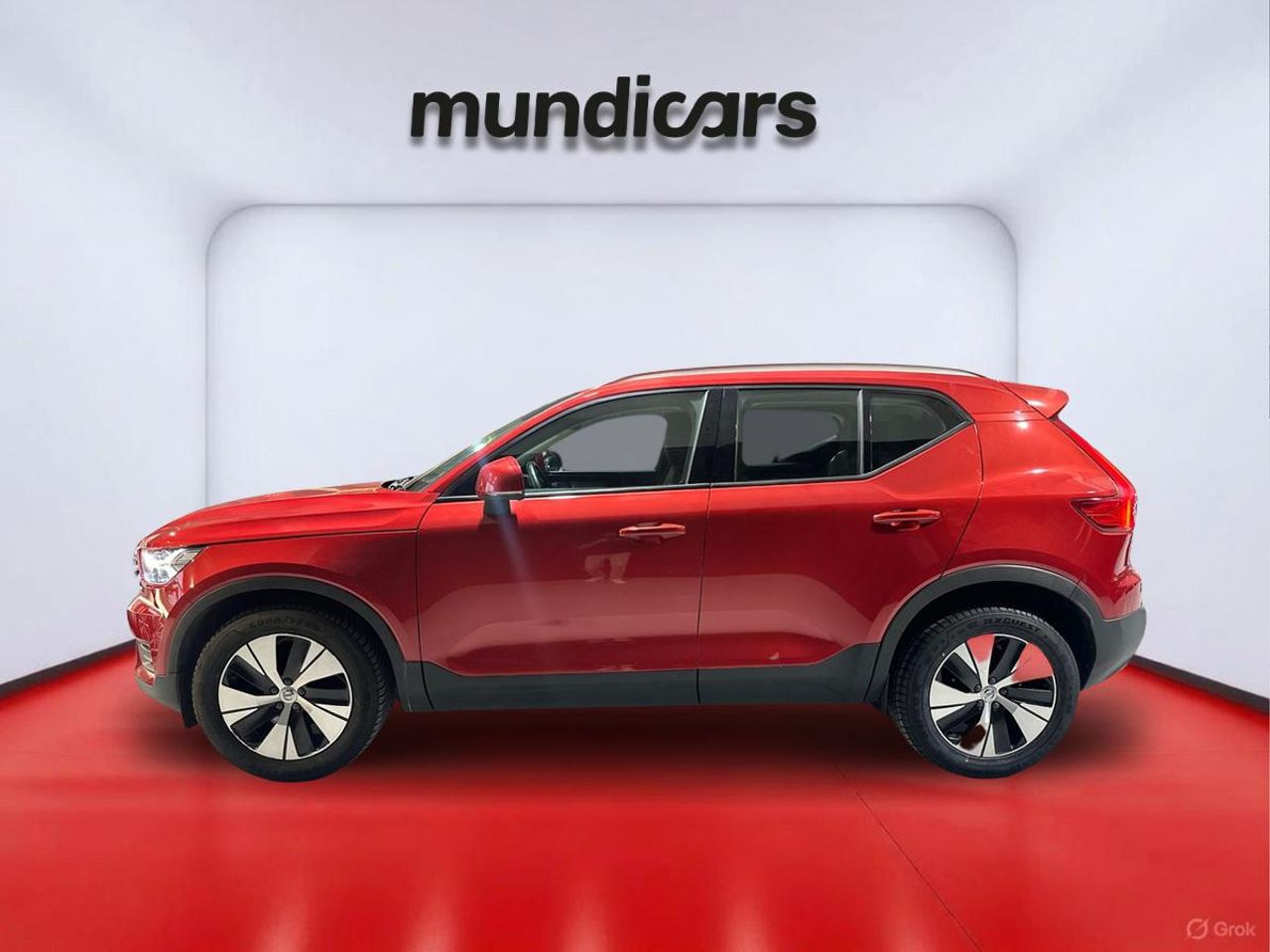 Volvo XC40 Momentum Core T2 - Foto 9