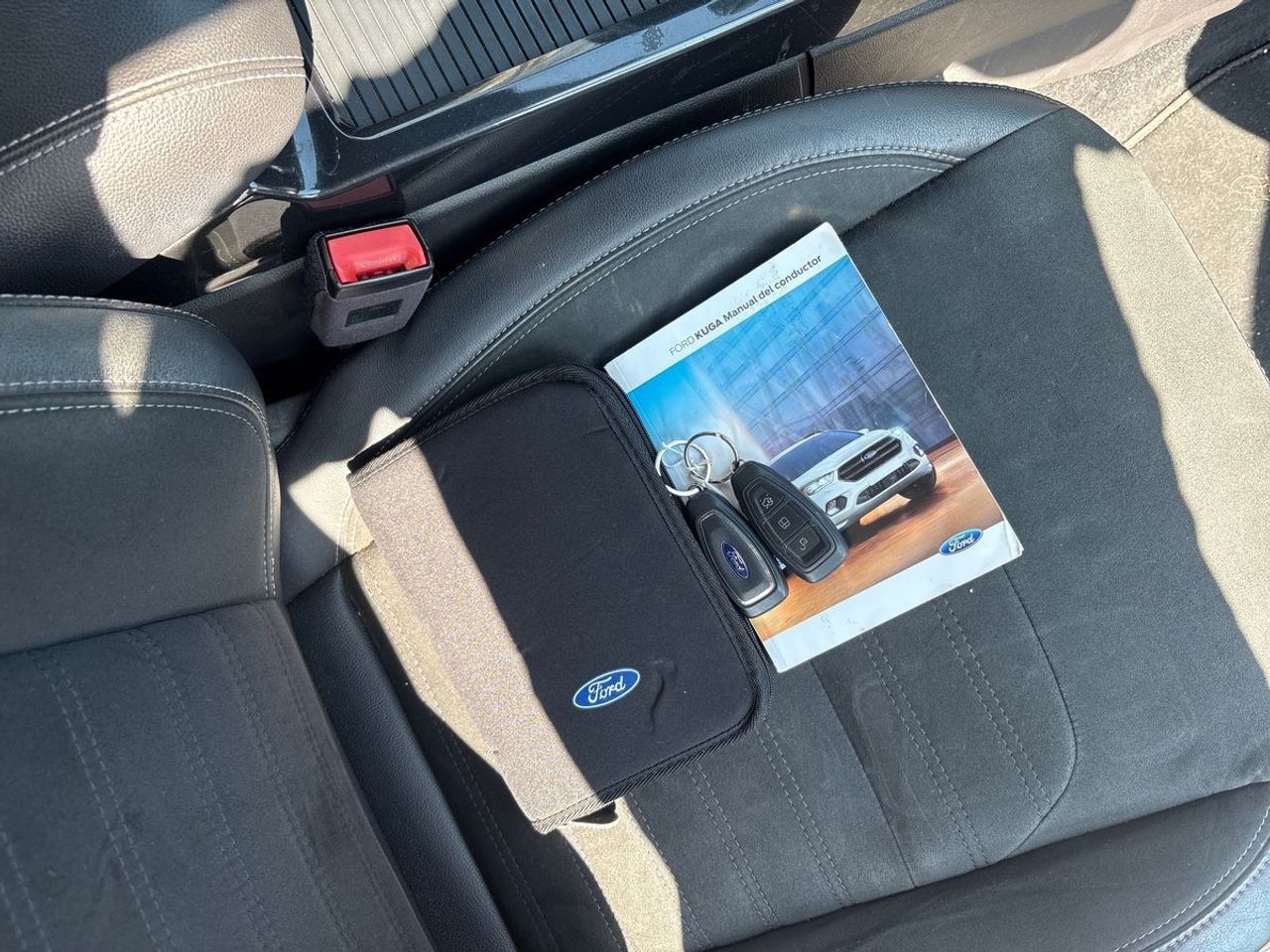 Ford Kuga ST-Line 1.5 EcoBoost Auto-Start-Stop 110 kW (150 CV) 4x2 - Foto 22