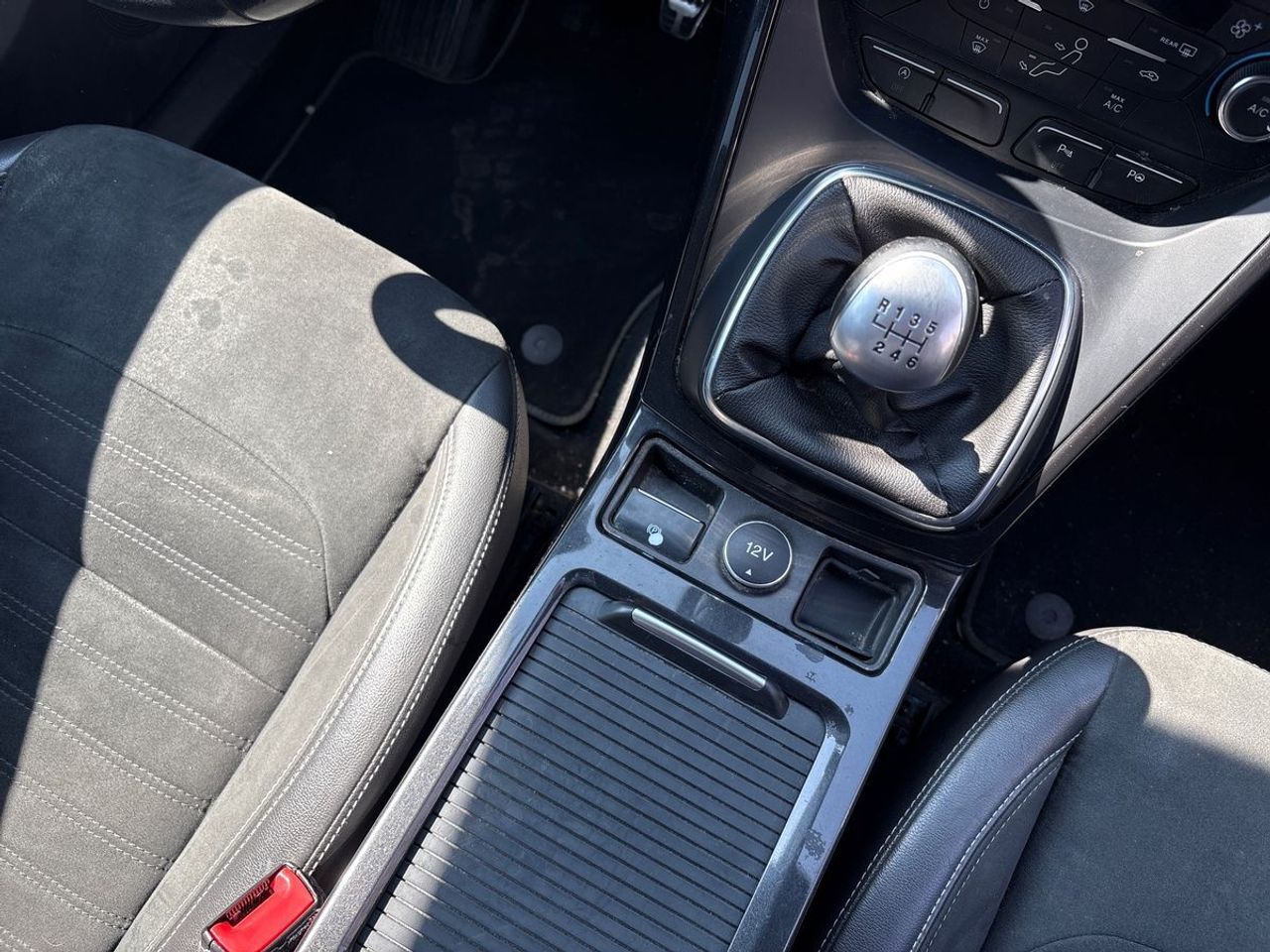 Ford Kuga ST-Line 1.5 EcoBoost Auto-Start-Stop 110 kW (150 CV) 4x2 - Foto 13