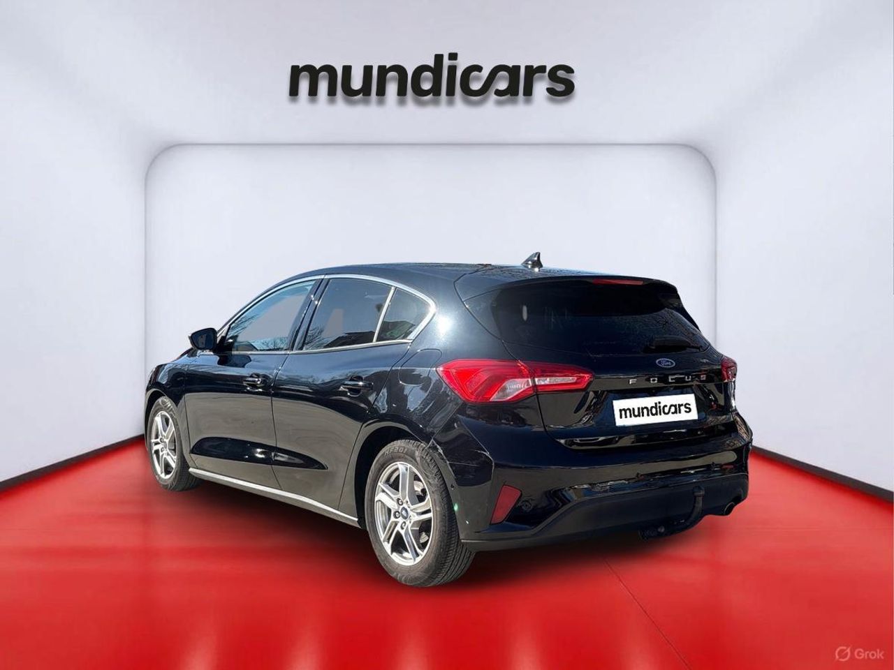 Ford Focus Berlina Trend+ 1.0 EcoBoost 92 kW (125 CV) Aut. 8 vel. - Foto 6