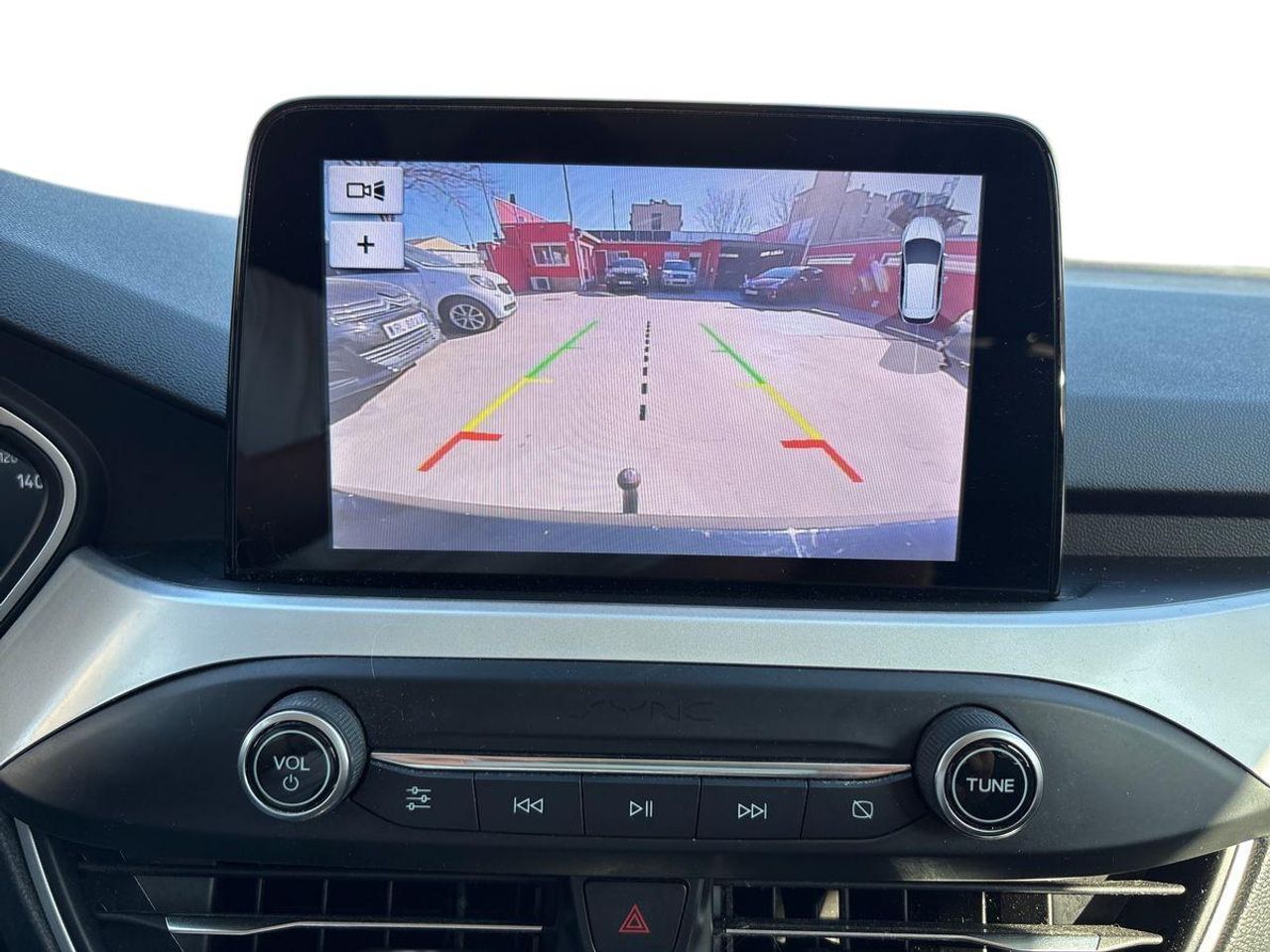 Ford Focus Berlina Trend+ 1.0 EcoBoost 92 kW (125 CV) Aut. 8 vel. - Foto 15