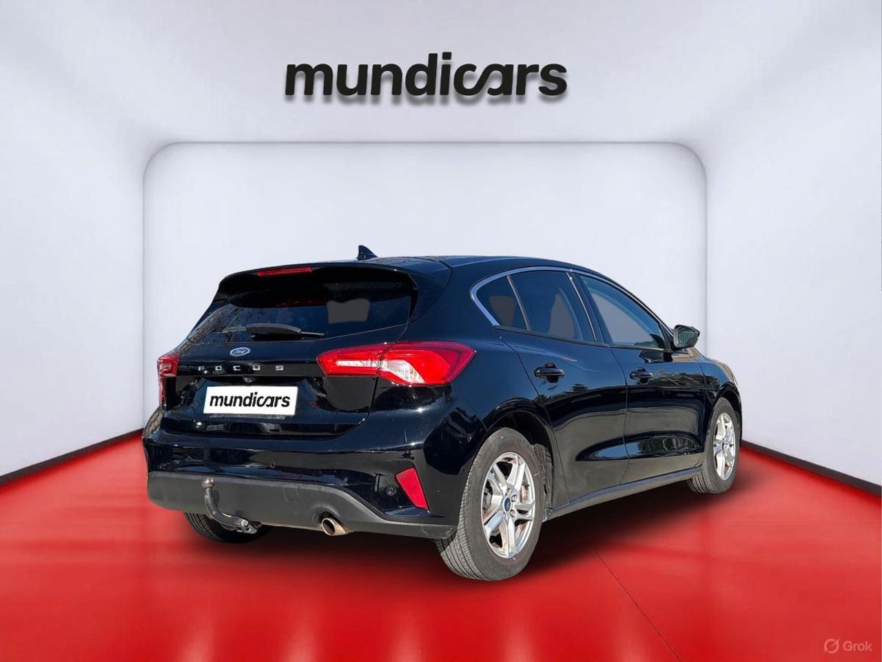 Ford Focus Berlina Trend+ 1.0 EcoBoost 92 kW (125 CV) Aut. 8 vel. - Foto 4