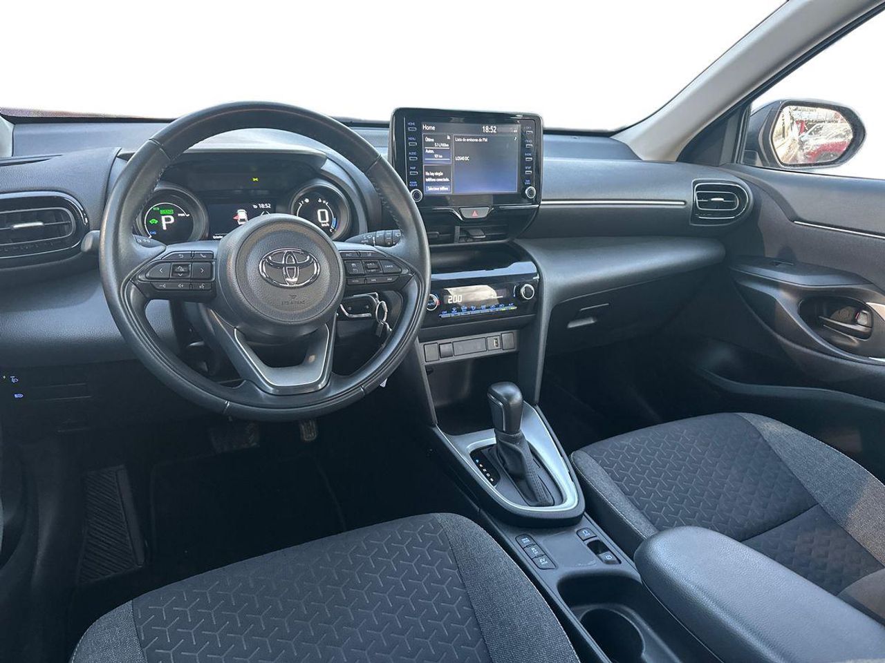 Toyota Yaris Cross 1.5 Hybrid 2WD Active Tech - Foto 13