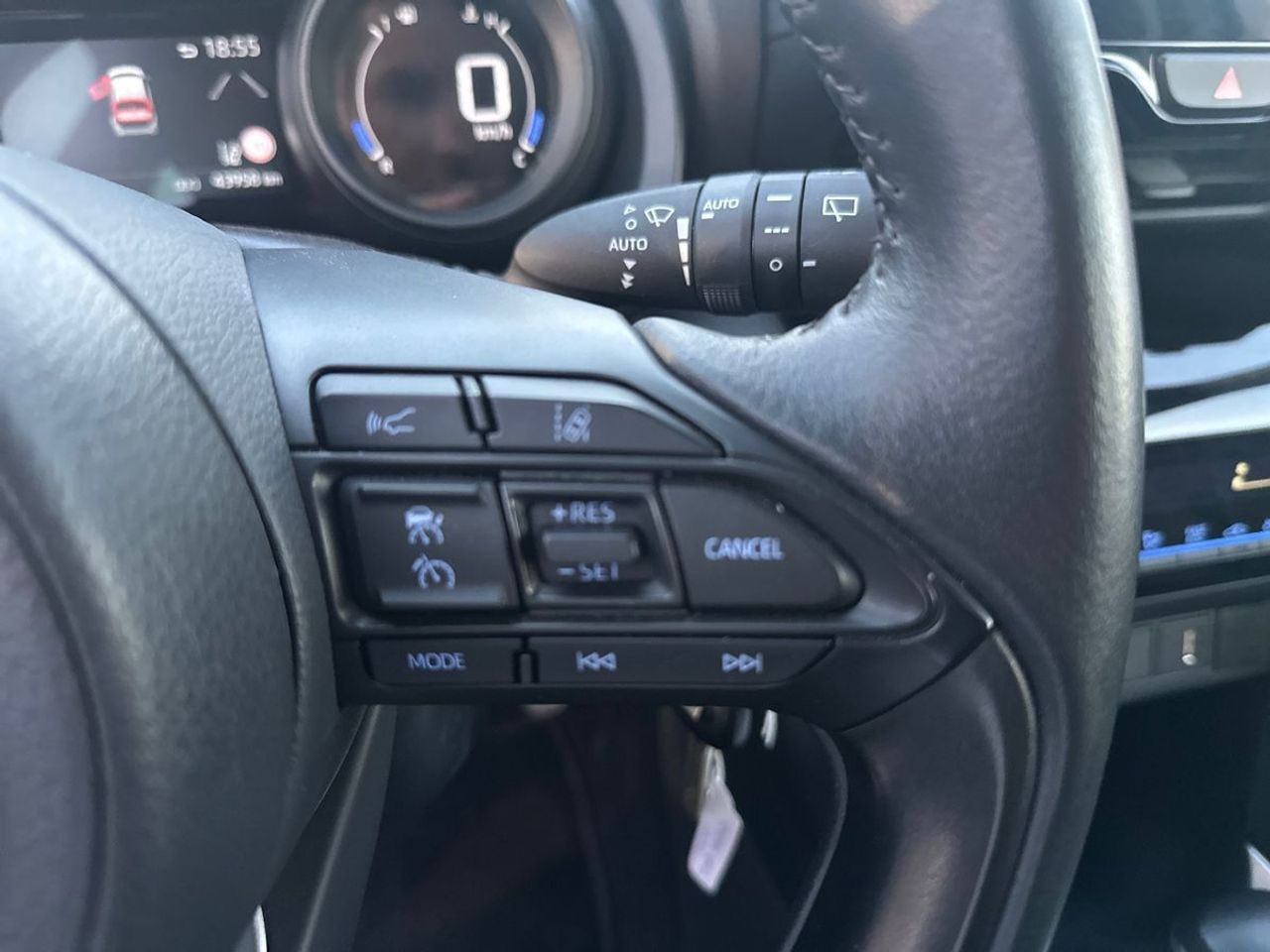 Toyota Yaris Cross 1.5 Hybrid 2WD Active Tech - Foto 24