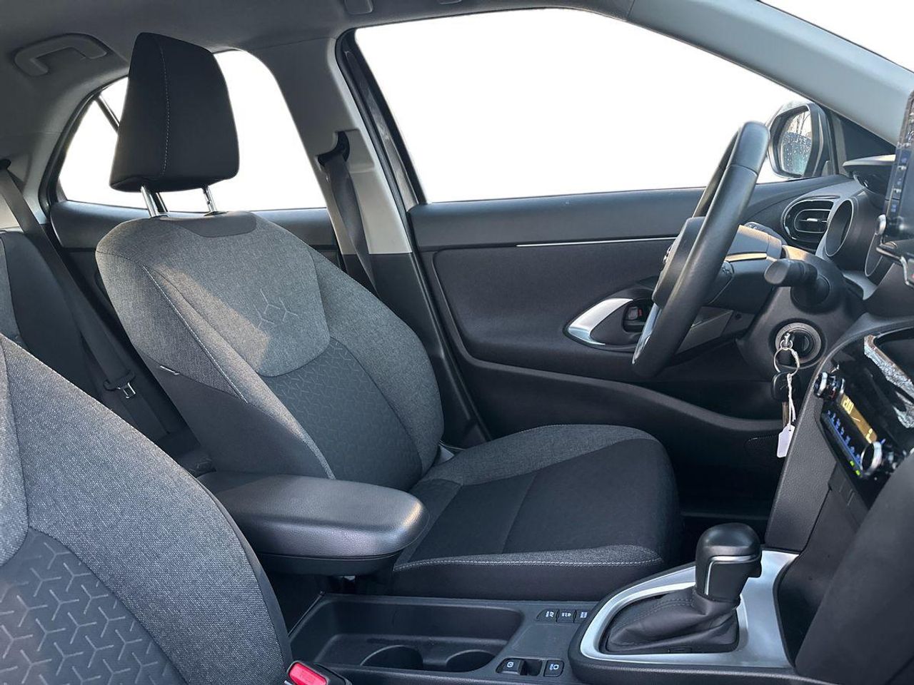 Toyota Yaris Cross 1.5 Hybrid 2WD Active Tech - Foto 19