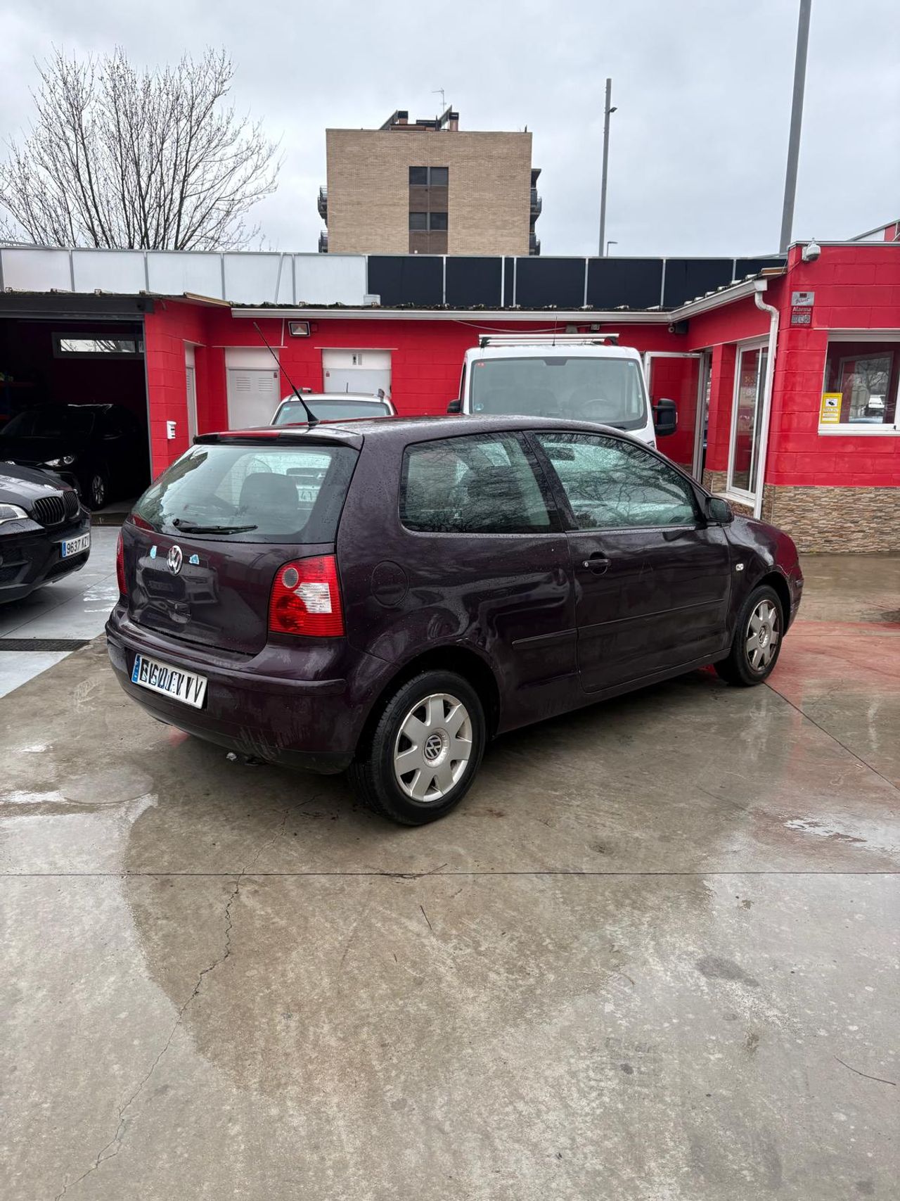 Volkswagen Polo 1.4 - Foto 4