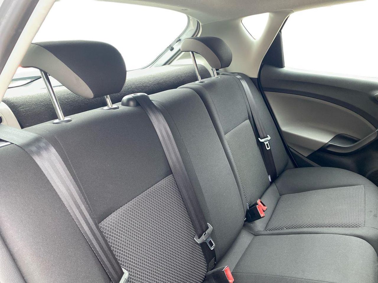 Seat Ibiza 1.4 TDI Style - Foto 19