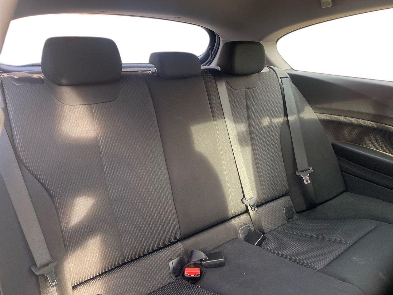 BMW Serie 1 116d Advantage - Foto 19