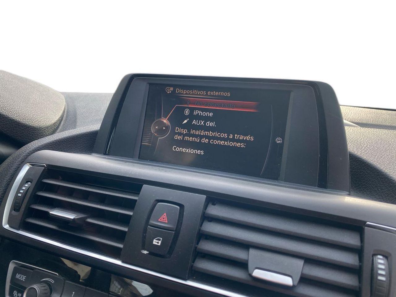 BMW Serie 1 116d Advantage - Foto 17