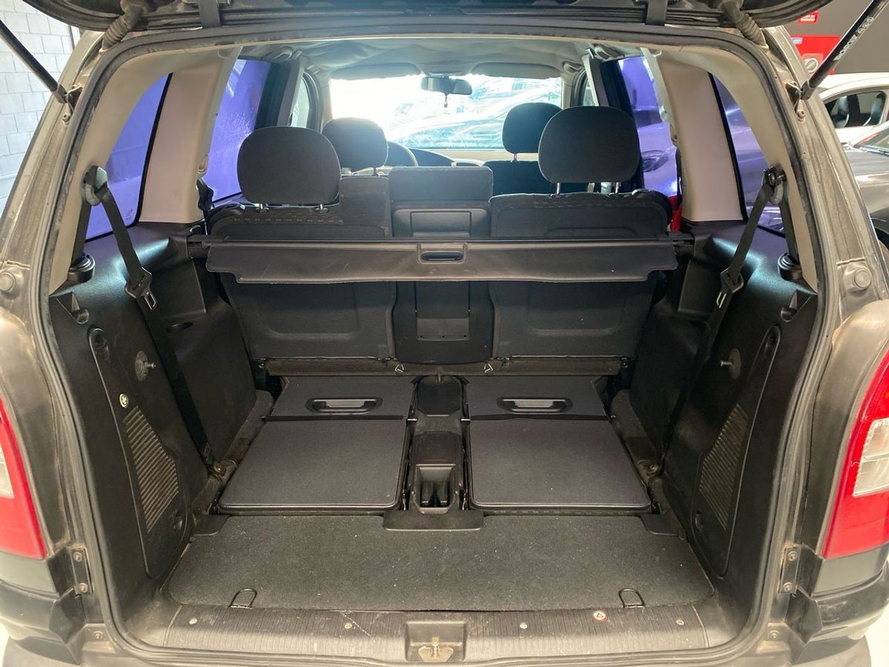 Opel Zafira 2.0 Dti 16v Elegance - Foto 19