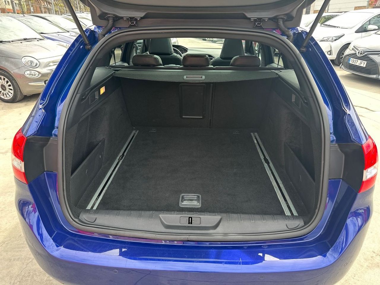 Peugeot 308  SW GT BlueHDi Auto - Foto 21