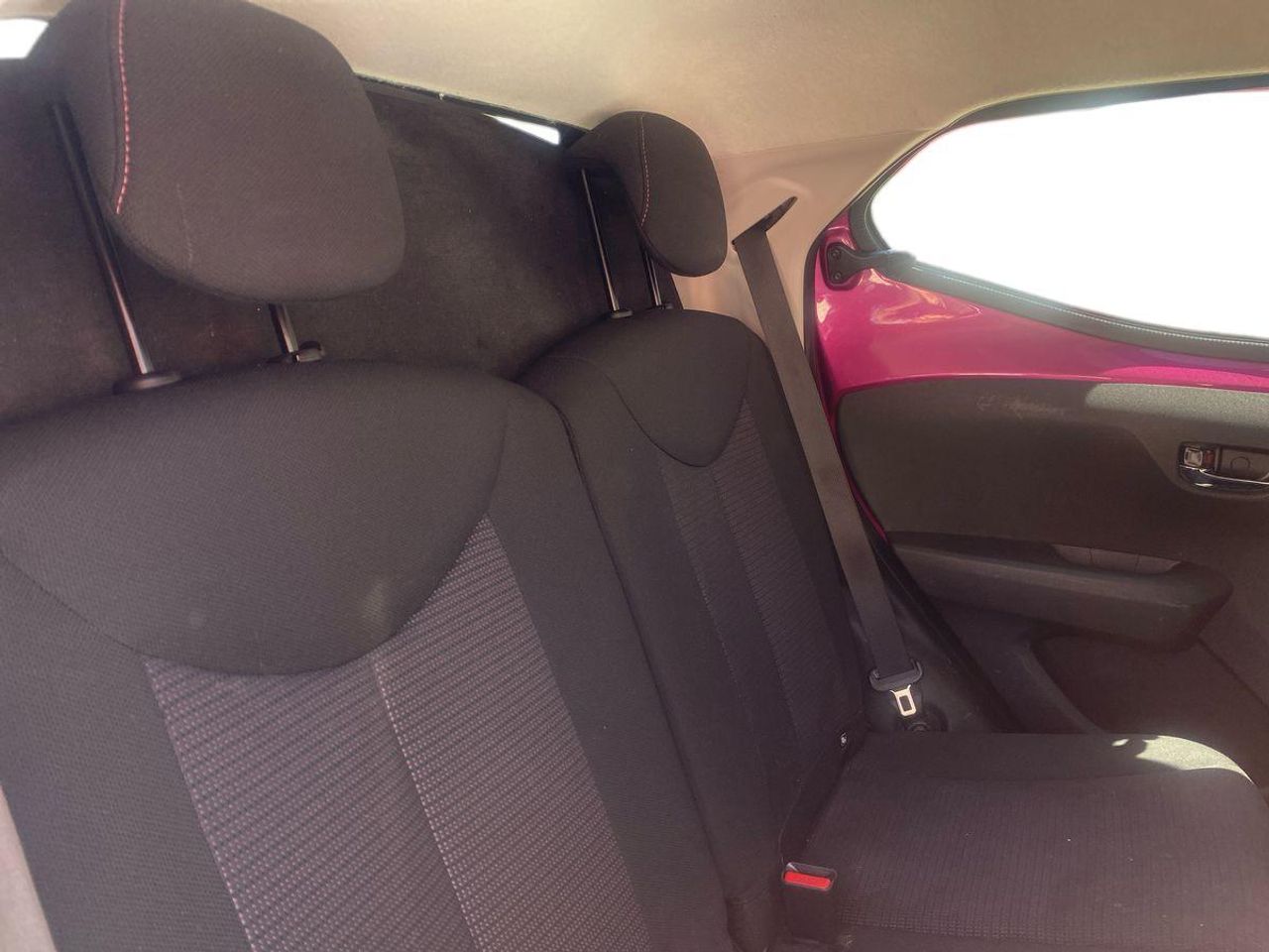 Toyota Aygo 1.0 x-cite - Foto 20