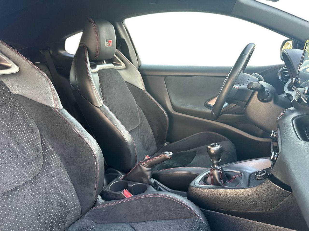 Toyota GR Yaris GR-FOUR - Foto 17