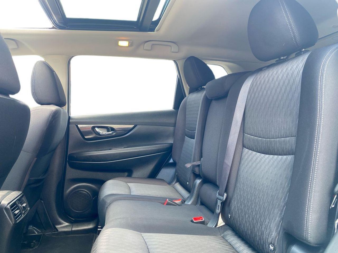 Nissan X-Trail 1.6 Tekna - Foto 18