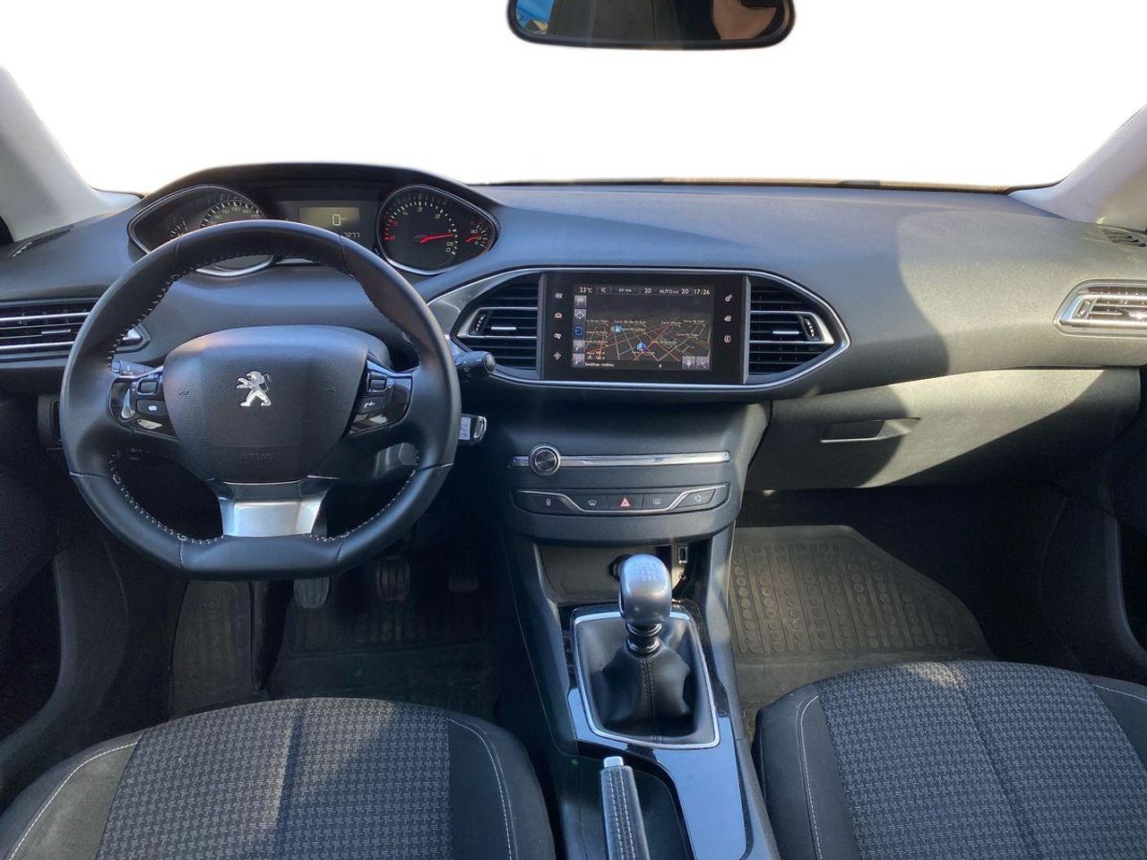 Peugeot 308 Style 1.6 BlueHDi 120 - Foto 11