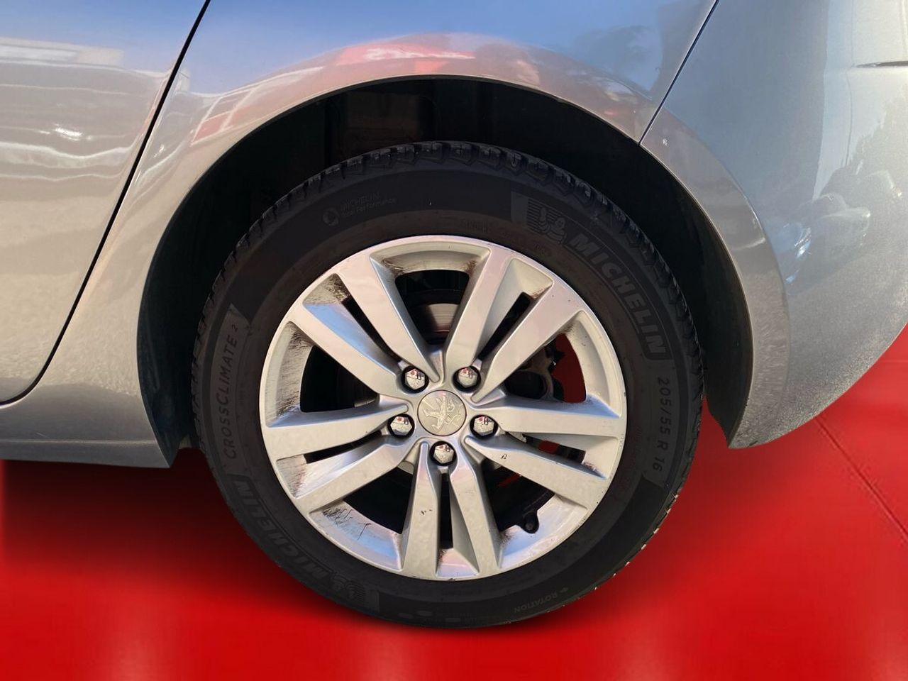 Peugeot 308 Style 1.6 BlueHDi 120 - Foto 10