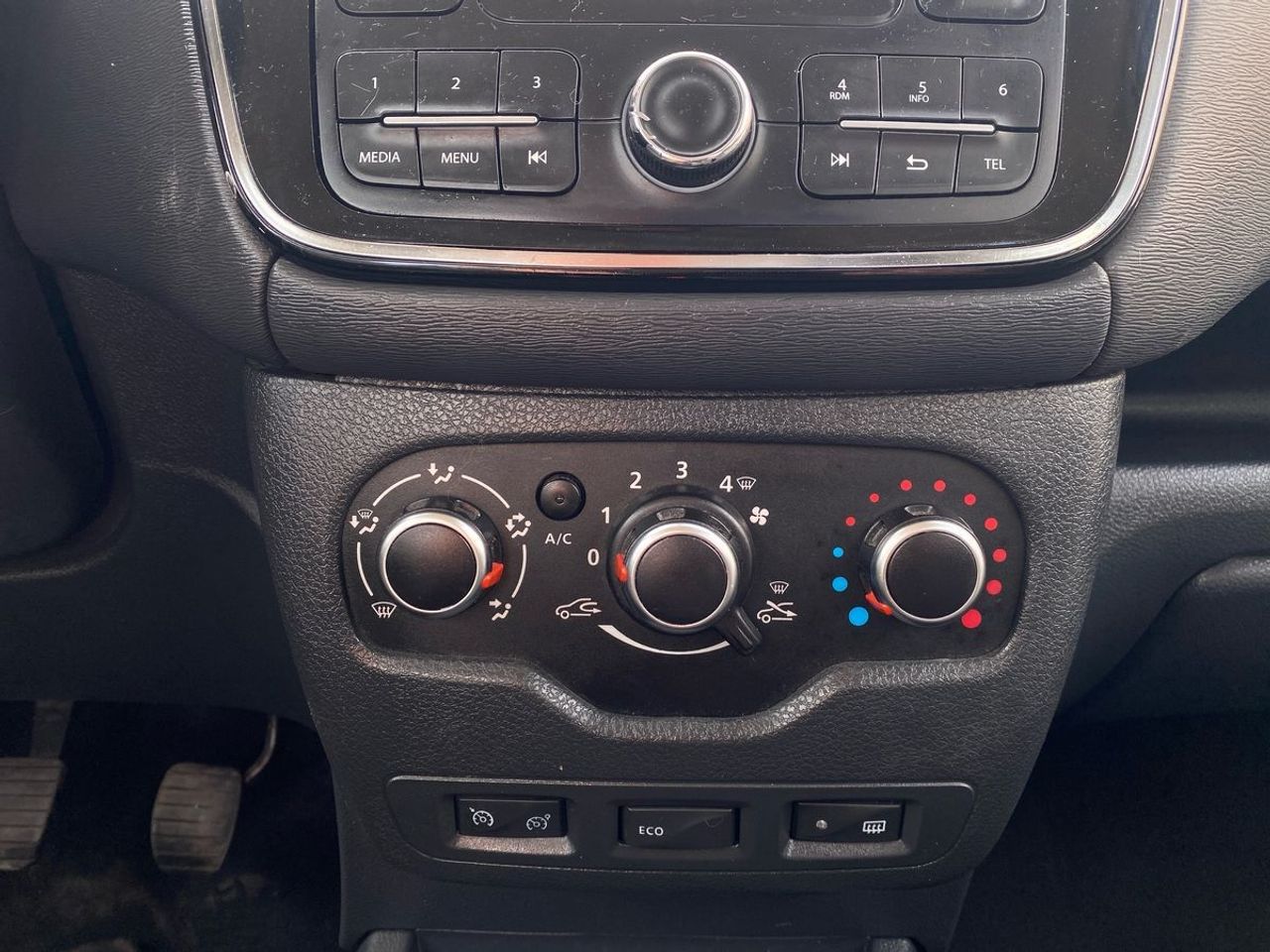 Dacia Lodgy Comfort 1.6 GLP 5Pl - Foto 15