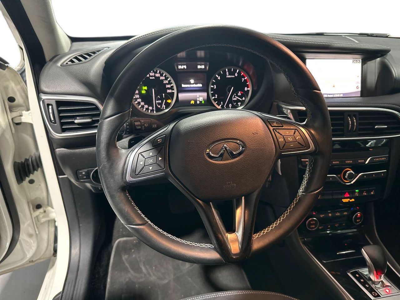 Infiniti Q30 1.6 Premium Tech - Foto 13