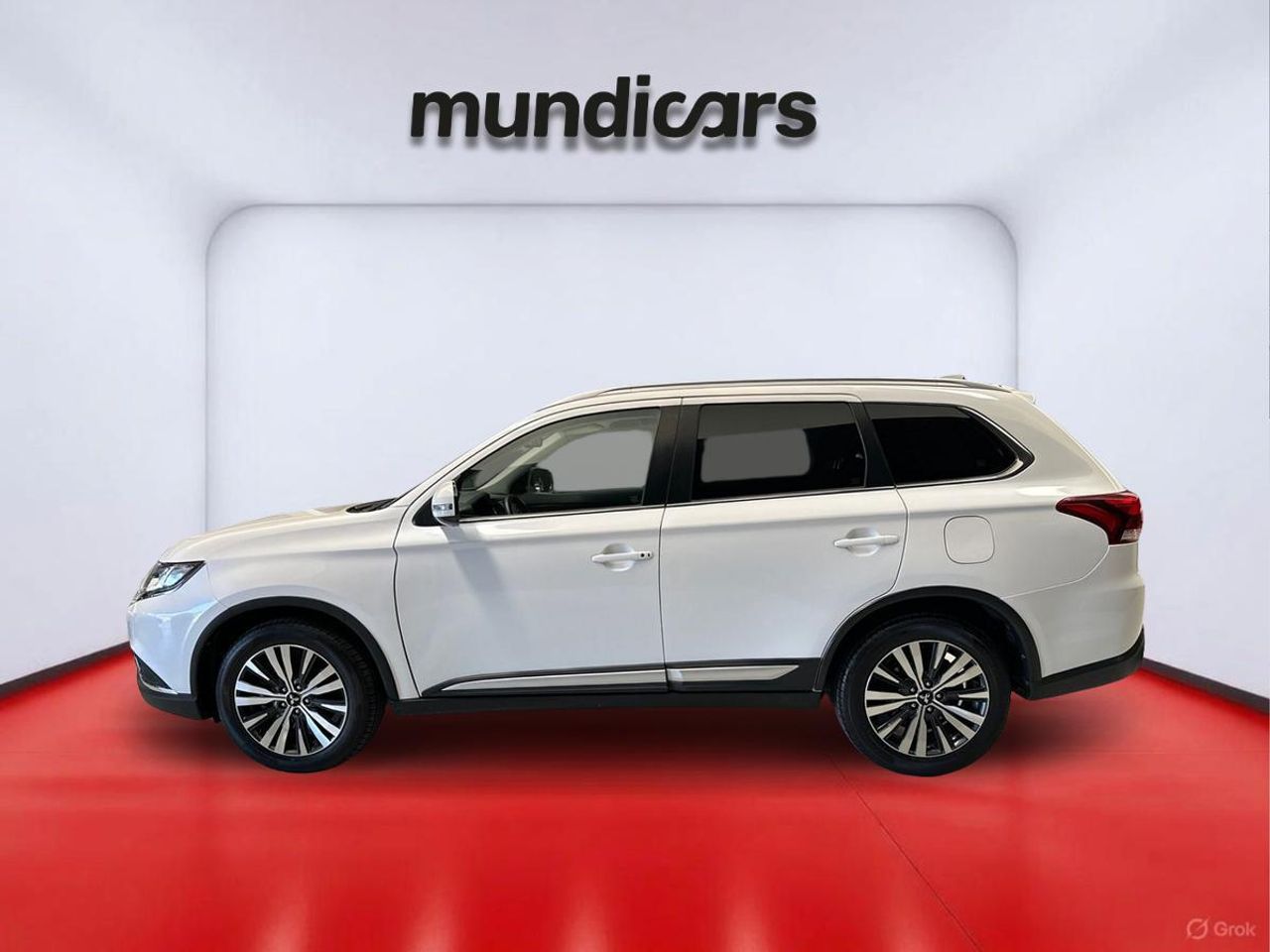 Mitsubishi Outlander 2.0 MIVEC Motion 2WD - Foto 8