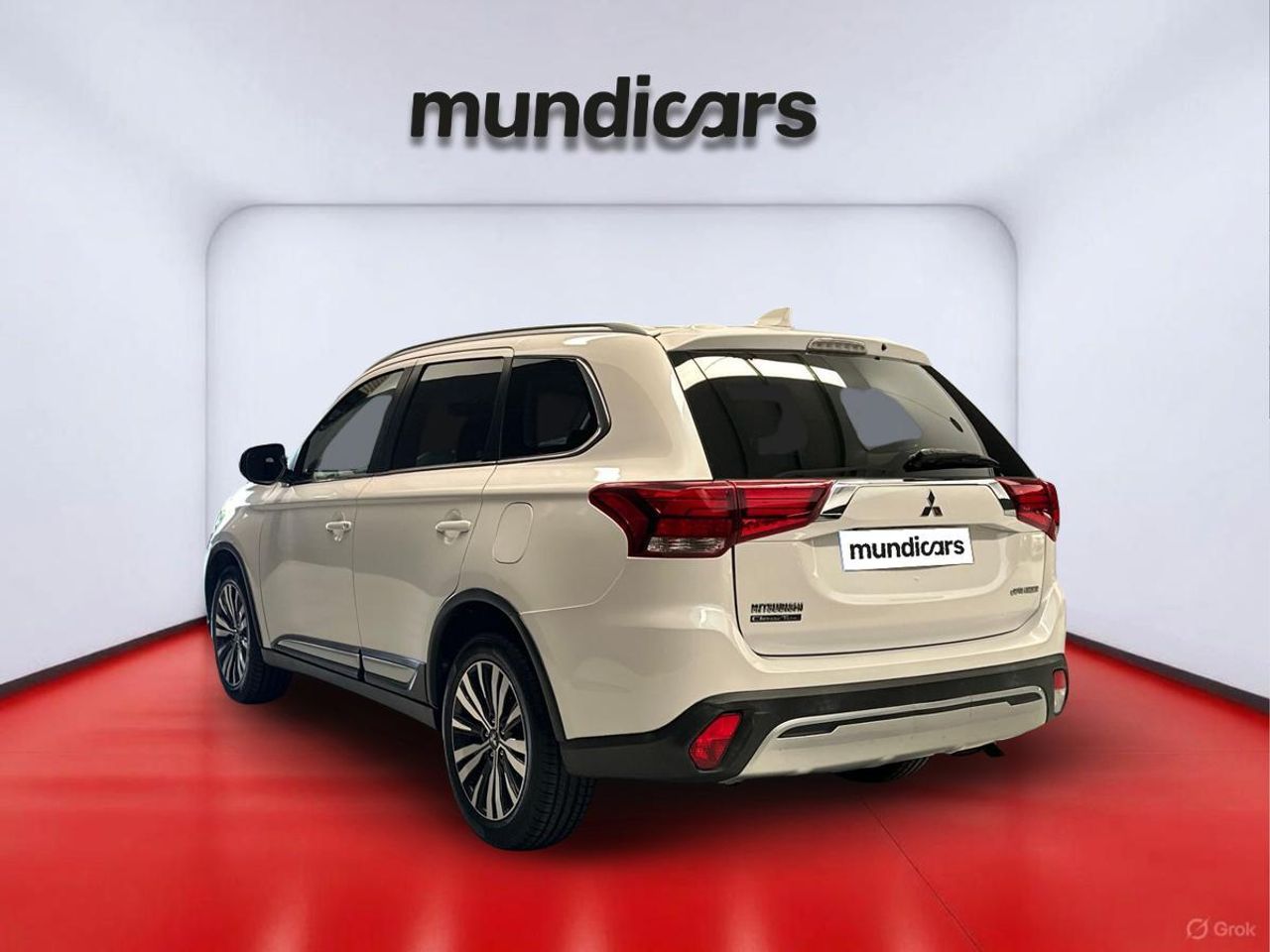 Mitsubishi Outlander 2.0 MIVEC Motion 2WD - Foto 7