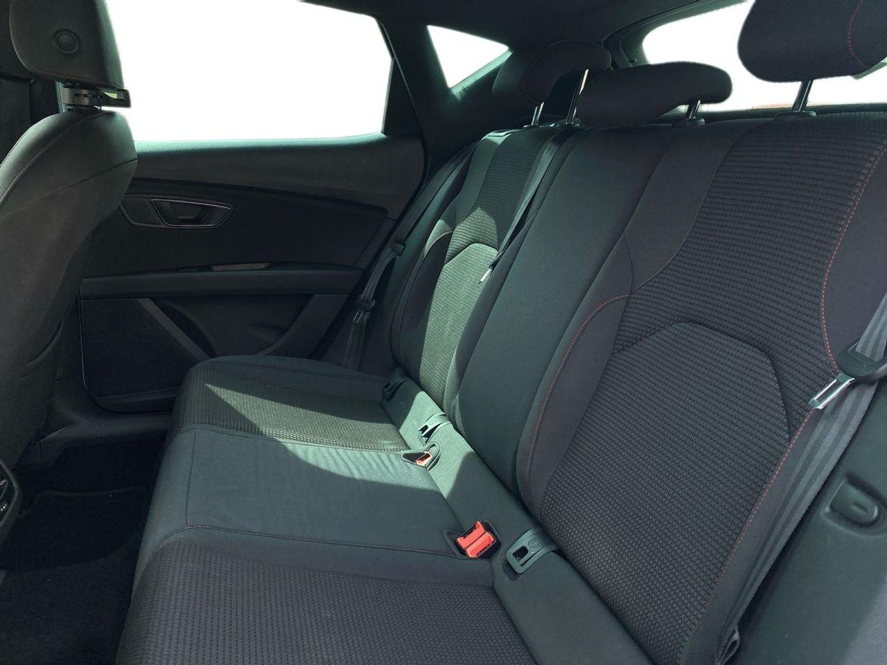 Seat Leon 1.5 TGI FR Edition - Foto 18