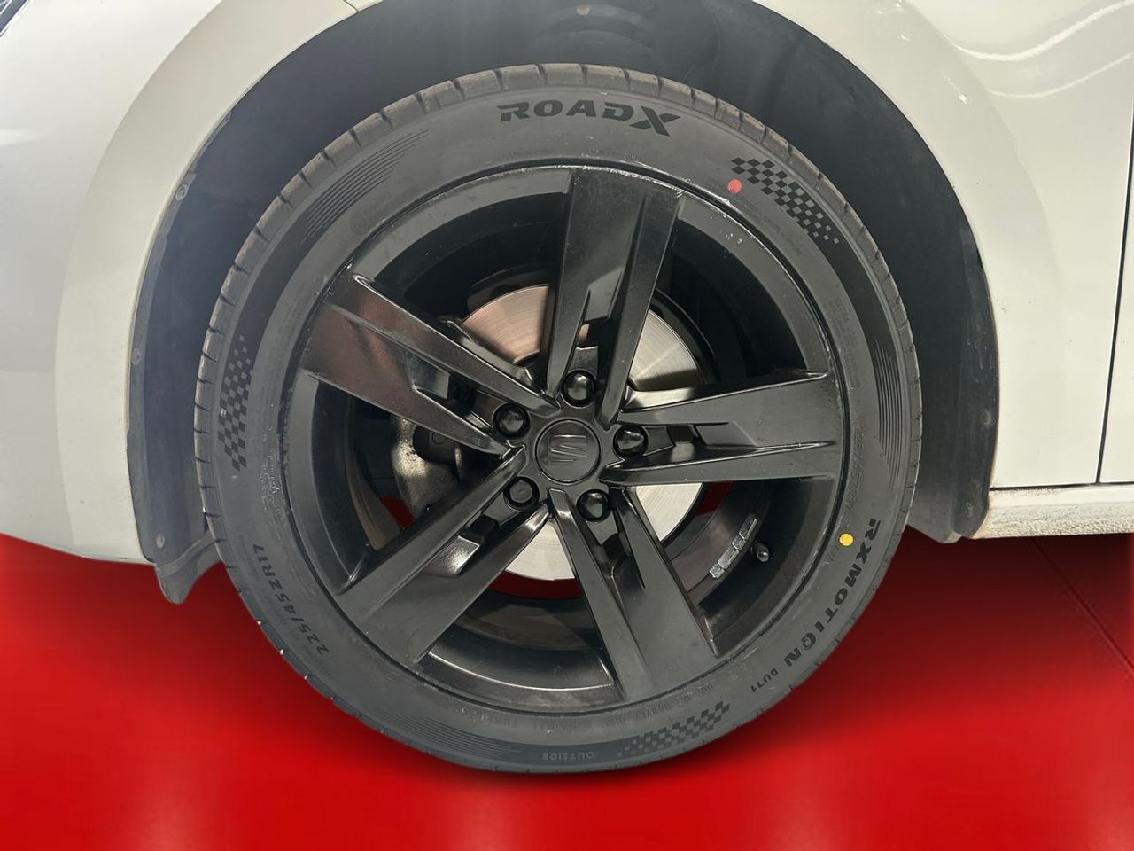 Seat Leon 1.5 TGI FR Edition - Foto 11