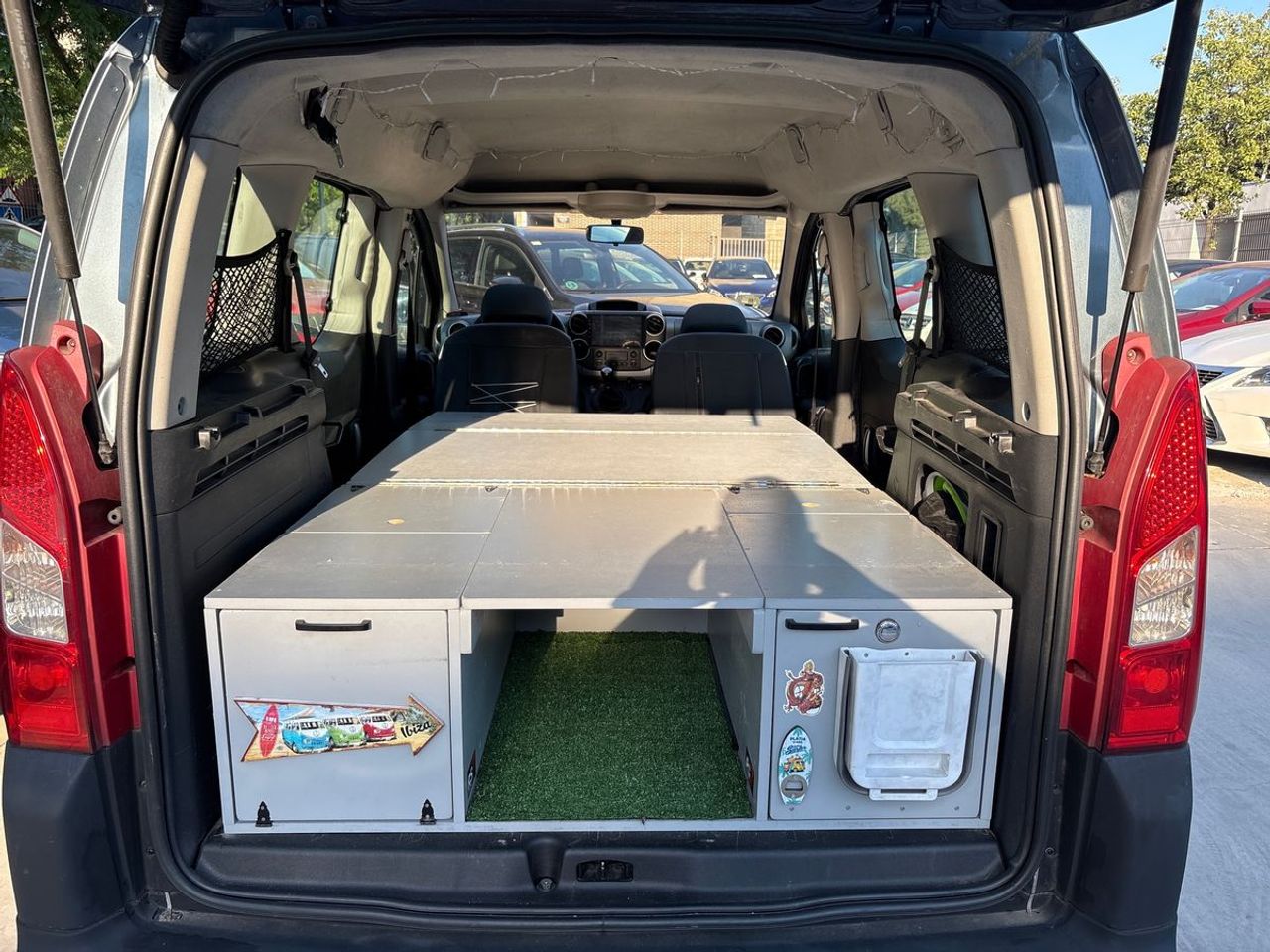 Citroën Berlingo 1.6 HDi 110 XTR ((CAMPERIZADA)) - Foto 21