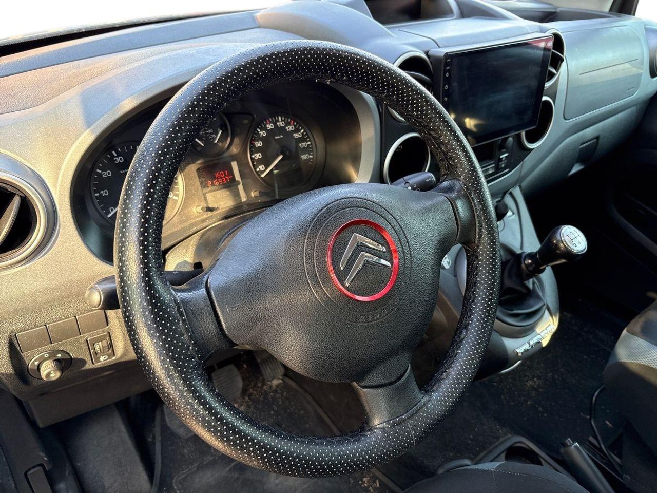 Citroën Berlingo 1.6 HDi 110 XTR ((CAMPERIZADA)) - Foto 13