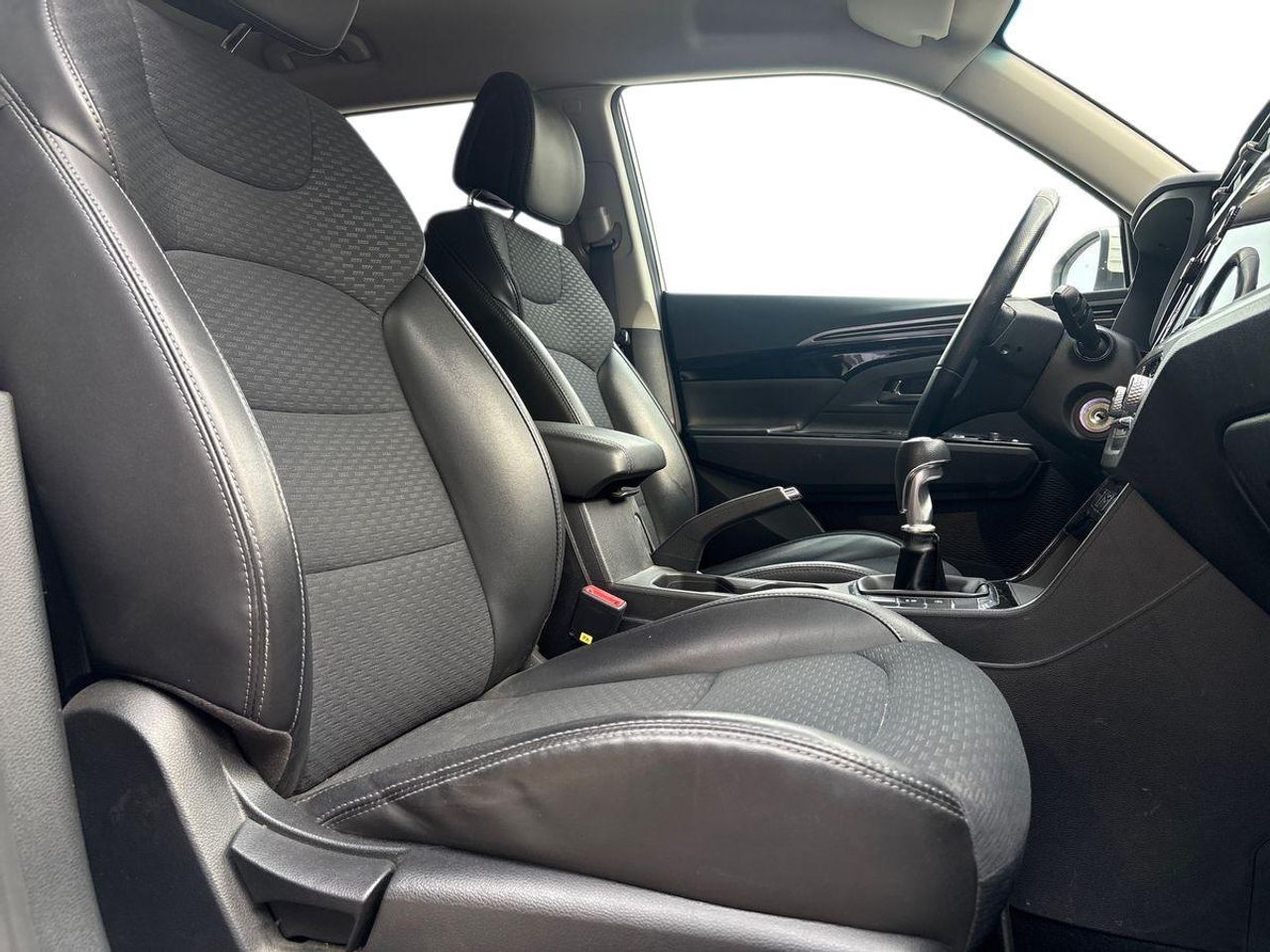 SsangYong Korando G15T Premium - Foto 18